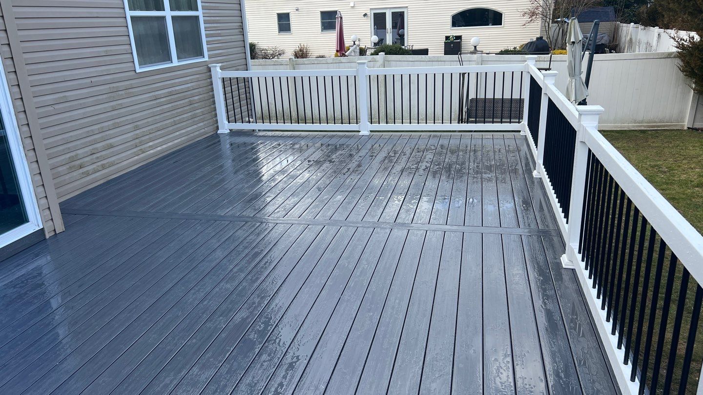 New Deck in Monroe by deck guardian