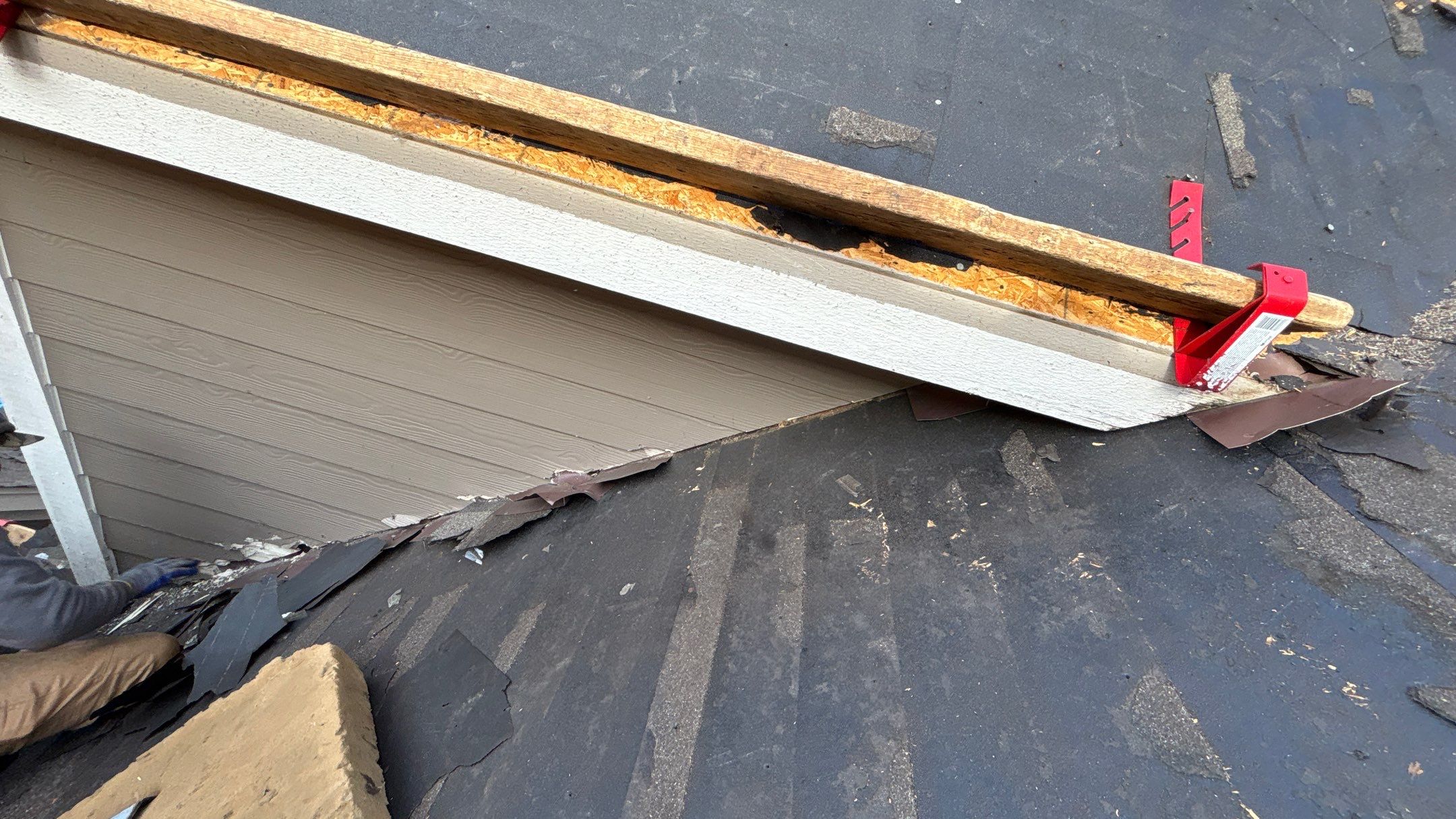 Roof Replacement using CertainTeed Landmark Moire Black by 180 Contractors