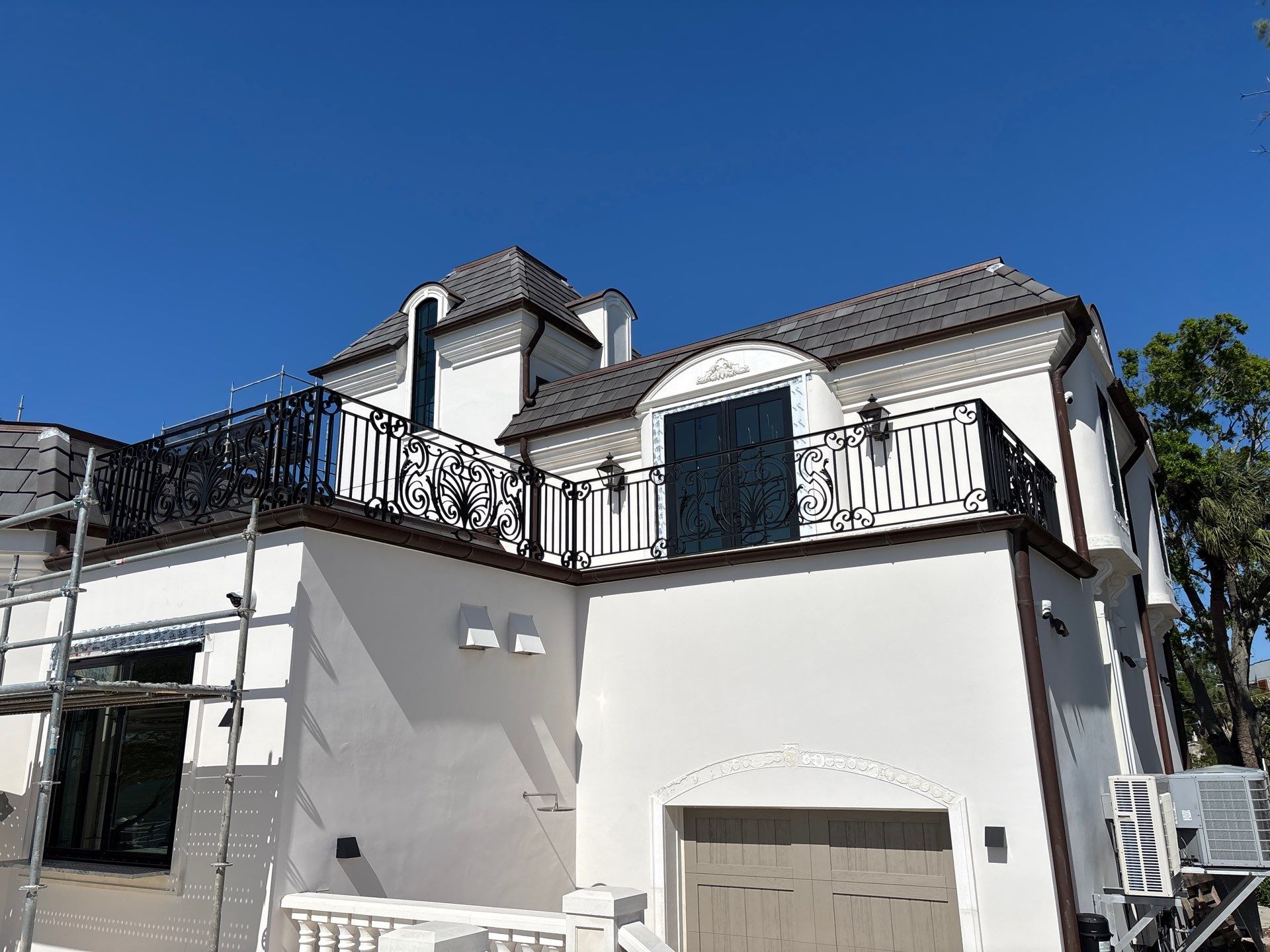 Gutter Installation using Half Round Seamless Gutters in Tampa FL by Gutter Professors