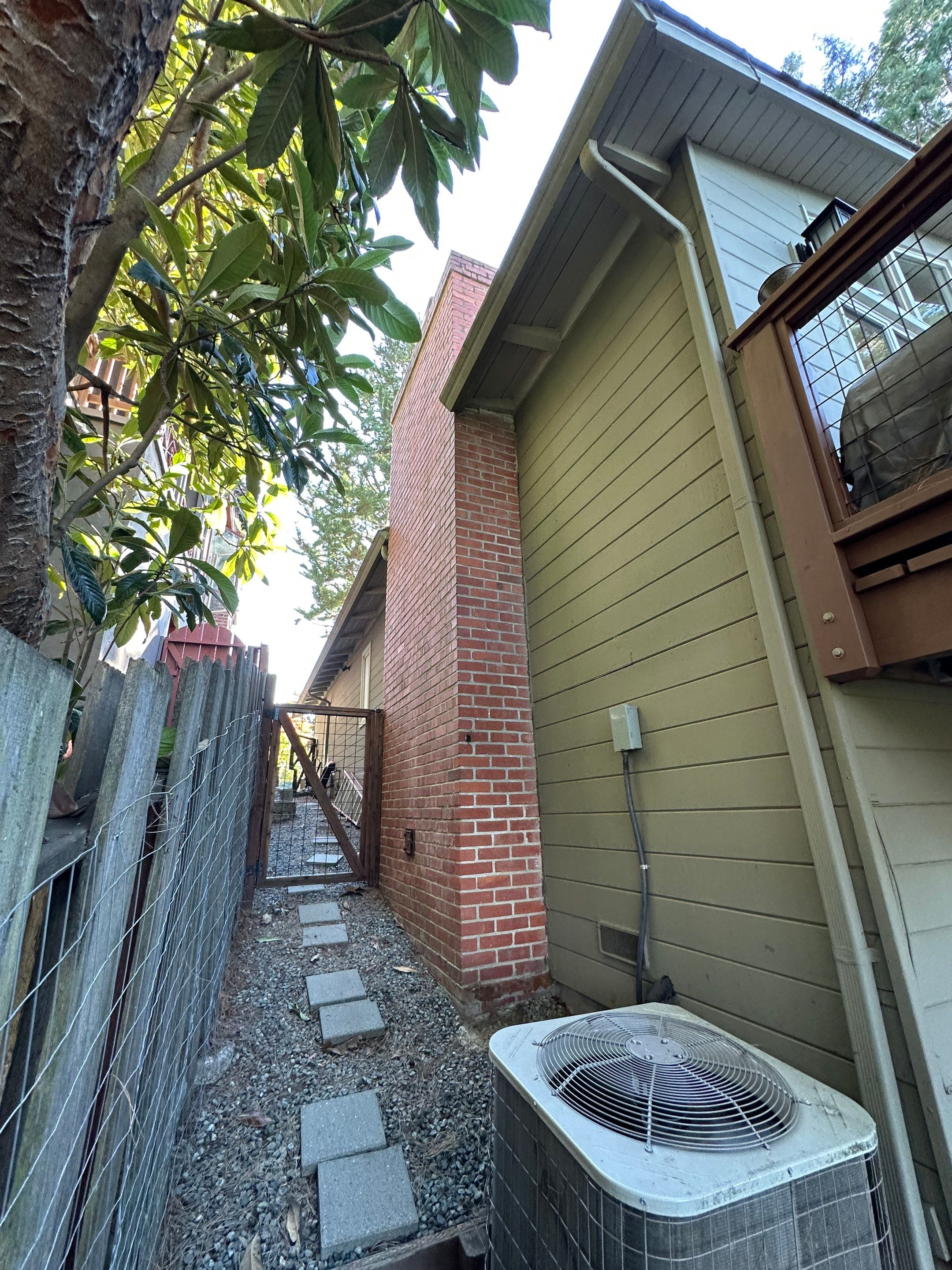 Project in Oakland by Herrera’s Bay Area Painting inc.