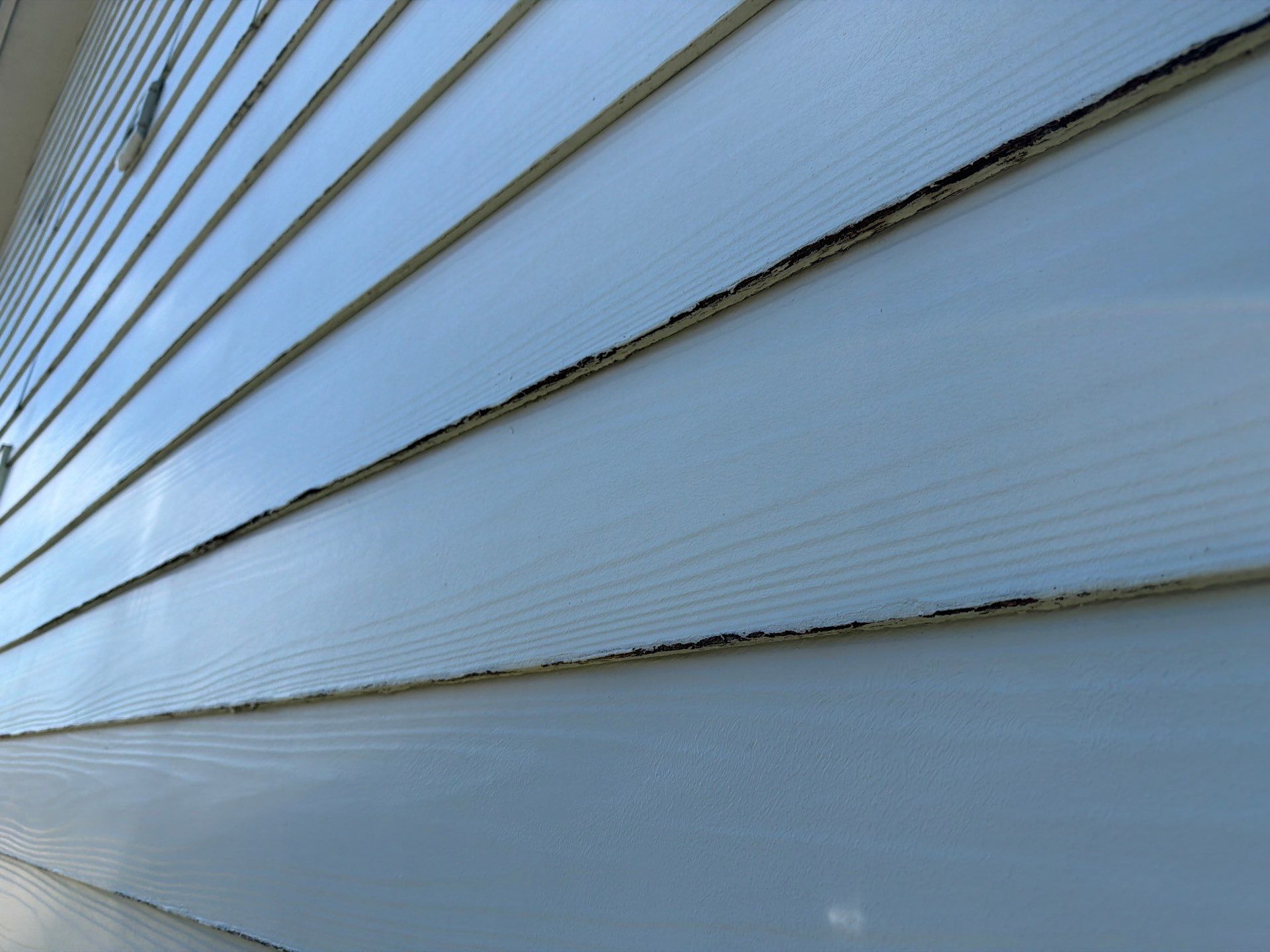 Full Exterior Painting and Siding Refresh in Hartford by Select Painting, Coatings & Garage Cabinets
