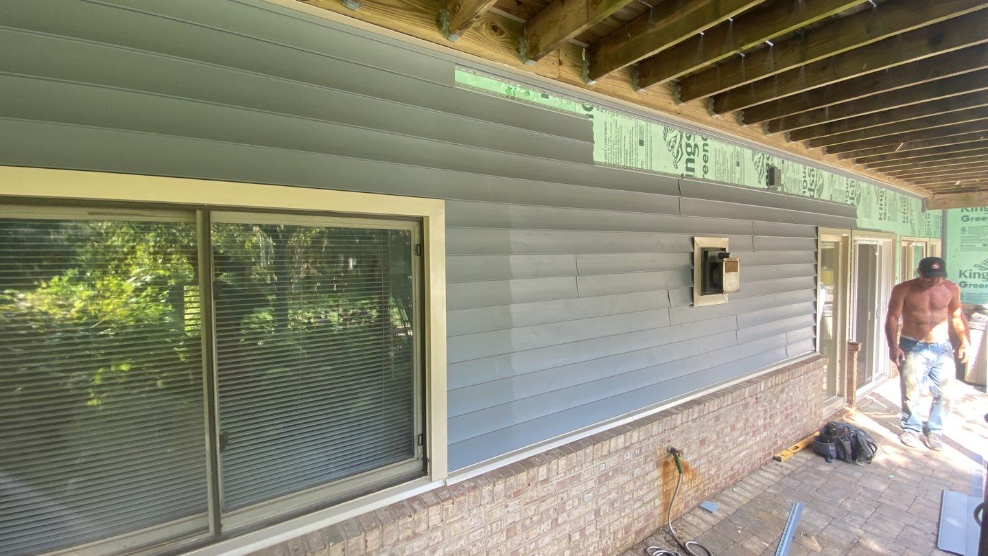 Siding Replacement using CertainTeed Monogram D5 Clapboard by 180 Contractors