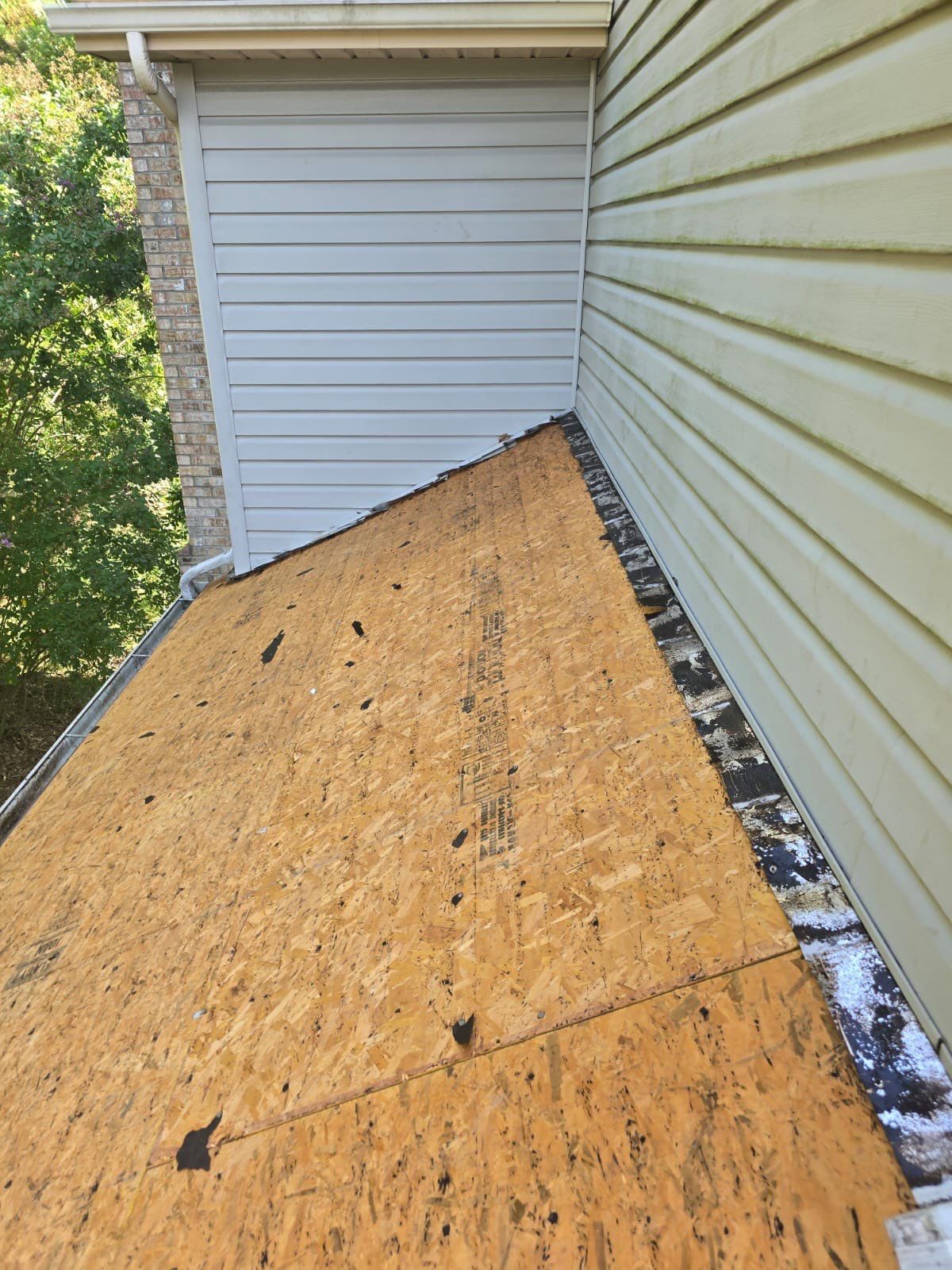 Residential Roofing Installation using GAF TImberline HDZ Hickory by Rainstoppers Roofing