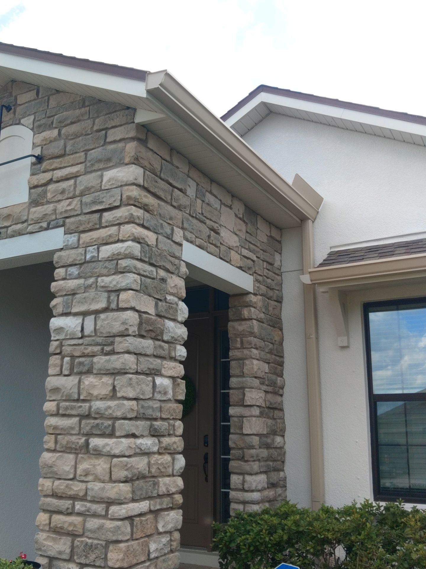 6-Inch K-Style Seamless Gutters in Bradenton FL by Gutter Professors