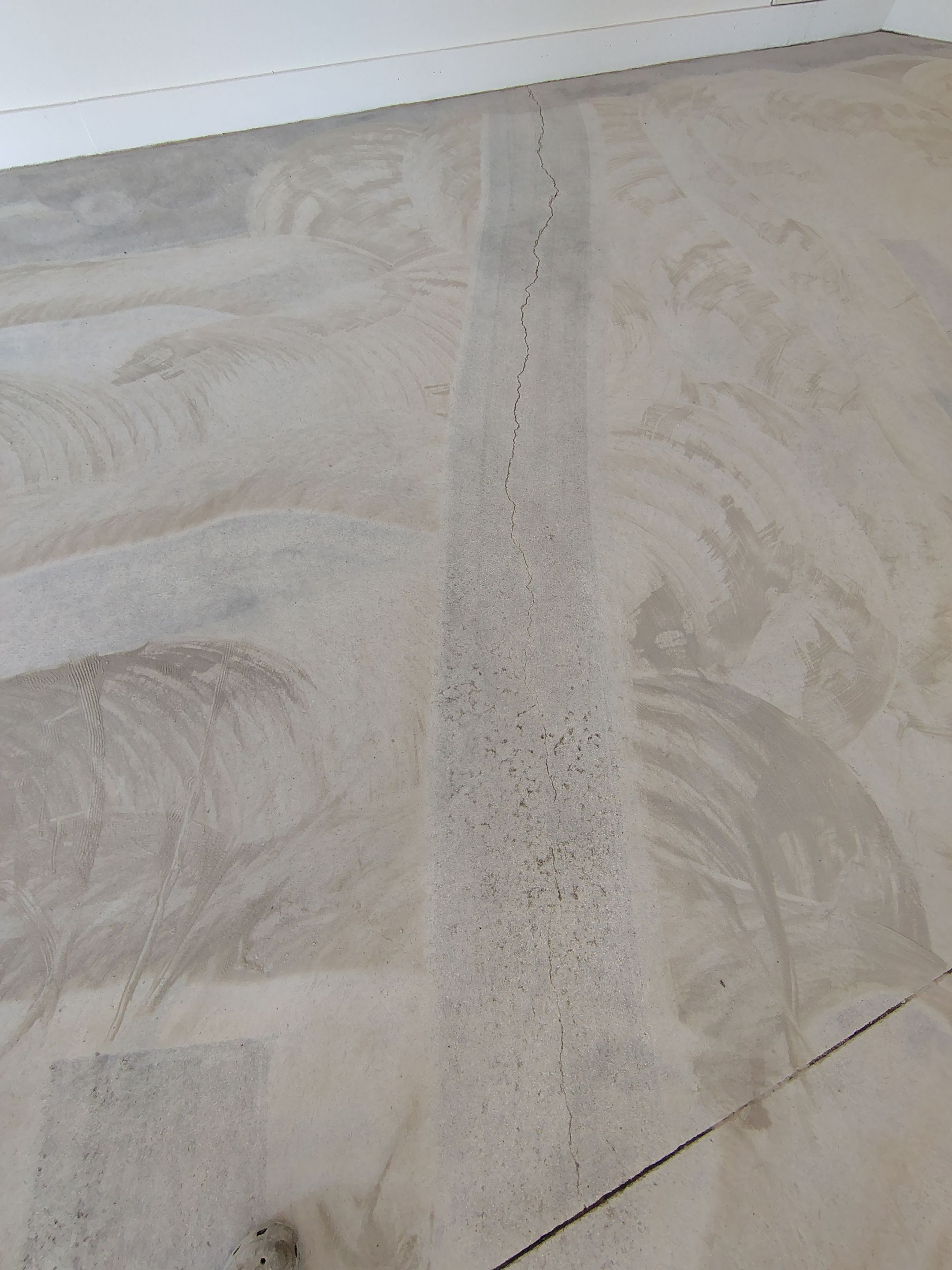 Feather Grey Floor Coating in Sioux Falls, SD by Select Painting, Coatings & Garage Cabinets
