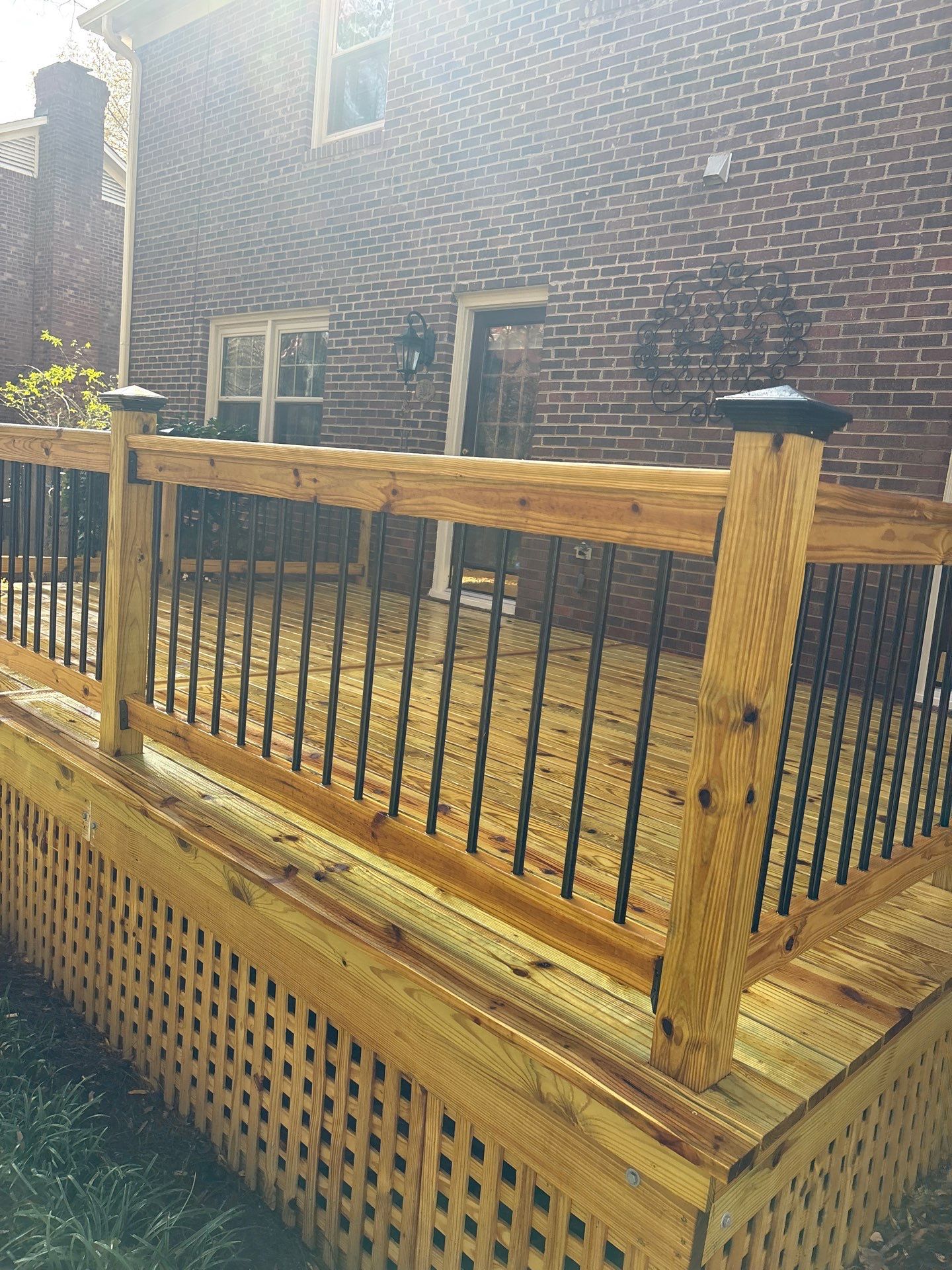 Wood Deck using Wood Sealant by DuraSeal