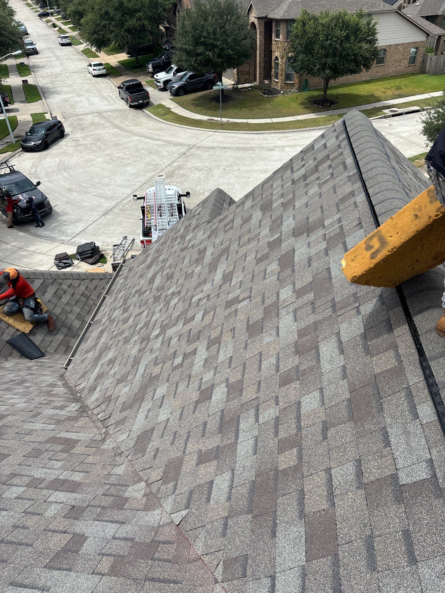 Residential Roofing Installation using Owen's Corning Duration (Lifetime) Shingles by Roof Repair Company