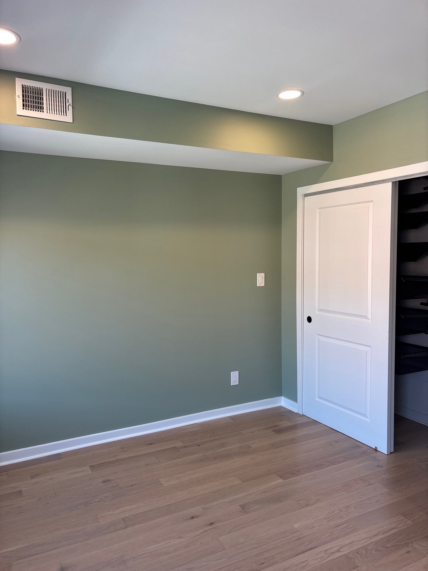 ๐ A Home Full of Color: Bold Choices & Custom Details in Graduate Hospital by Groovy Hues