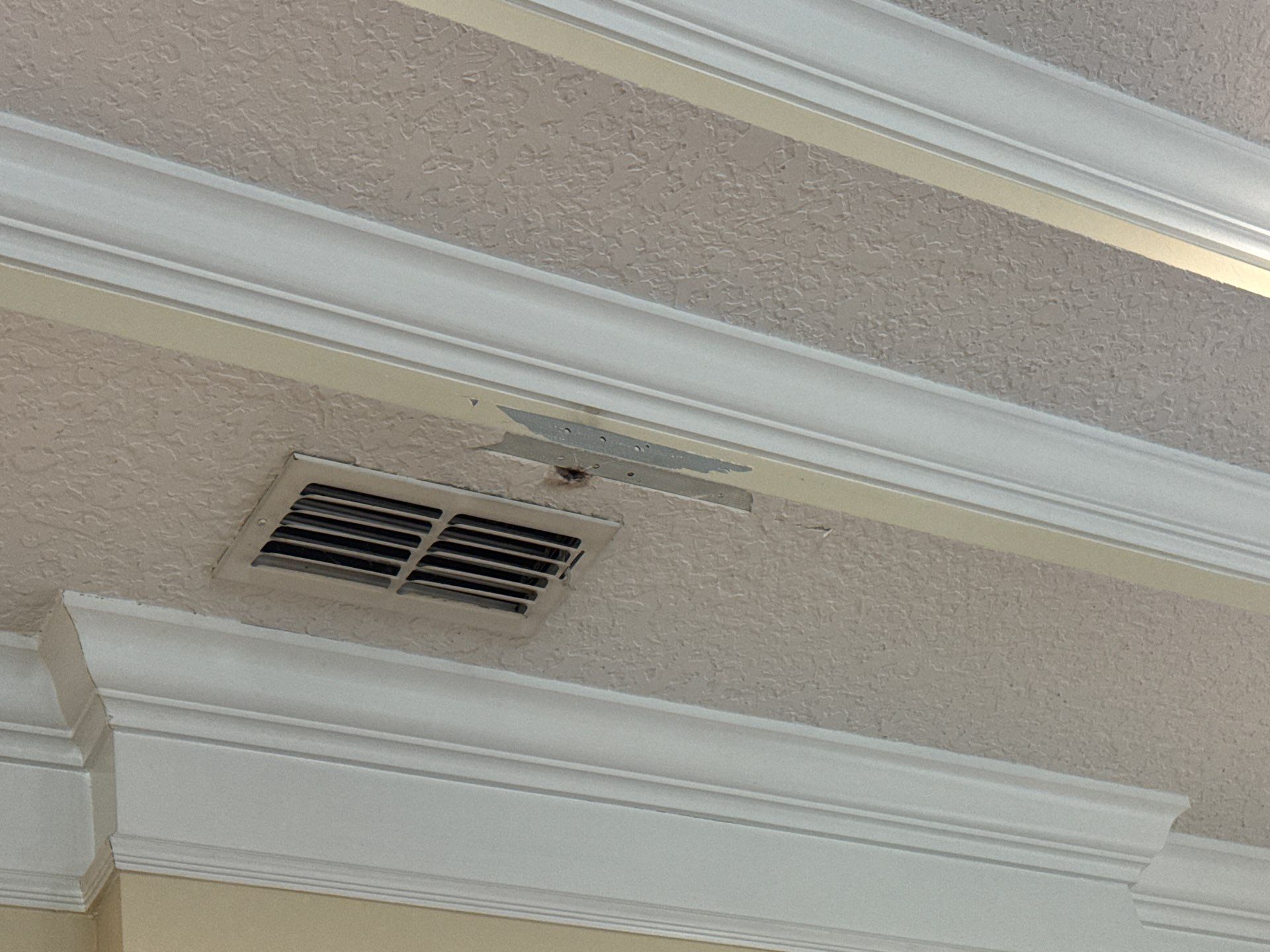 Drywall Repair by Axtra Hand