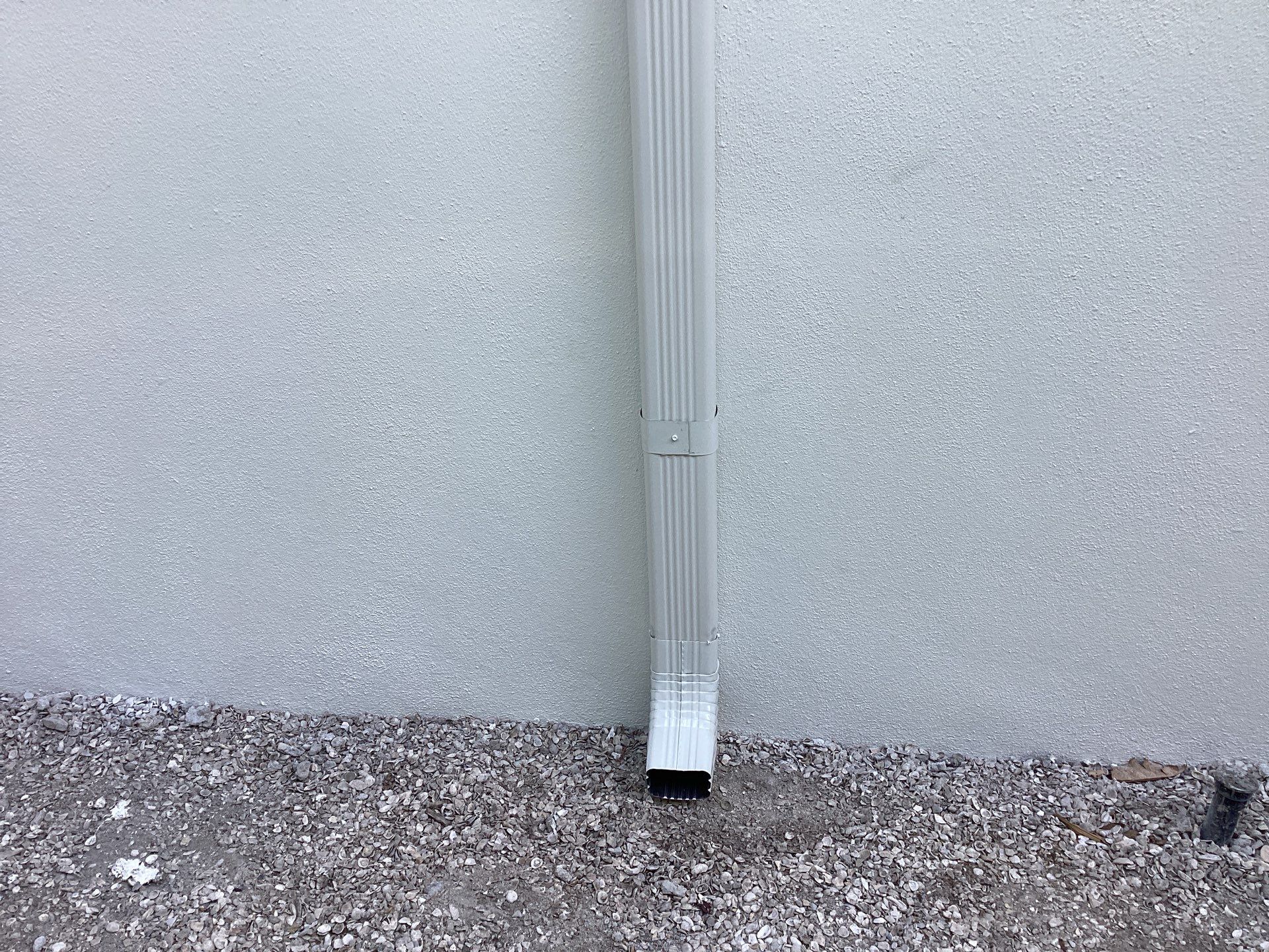 6 Inch Seamless Gutters using bronze gutters in Sarasota FL by Gutter Professors