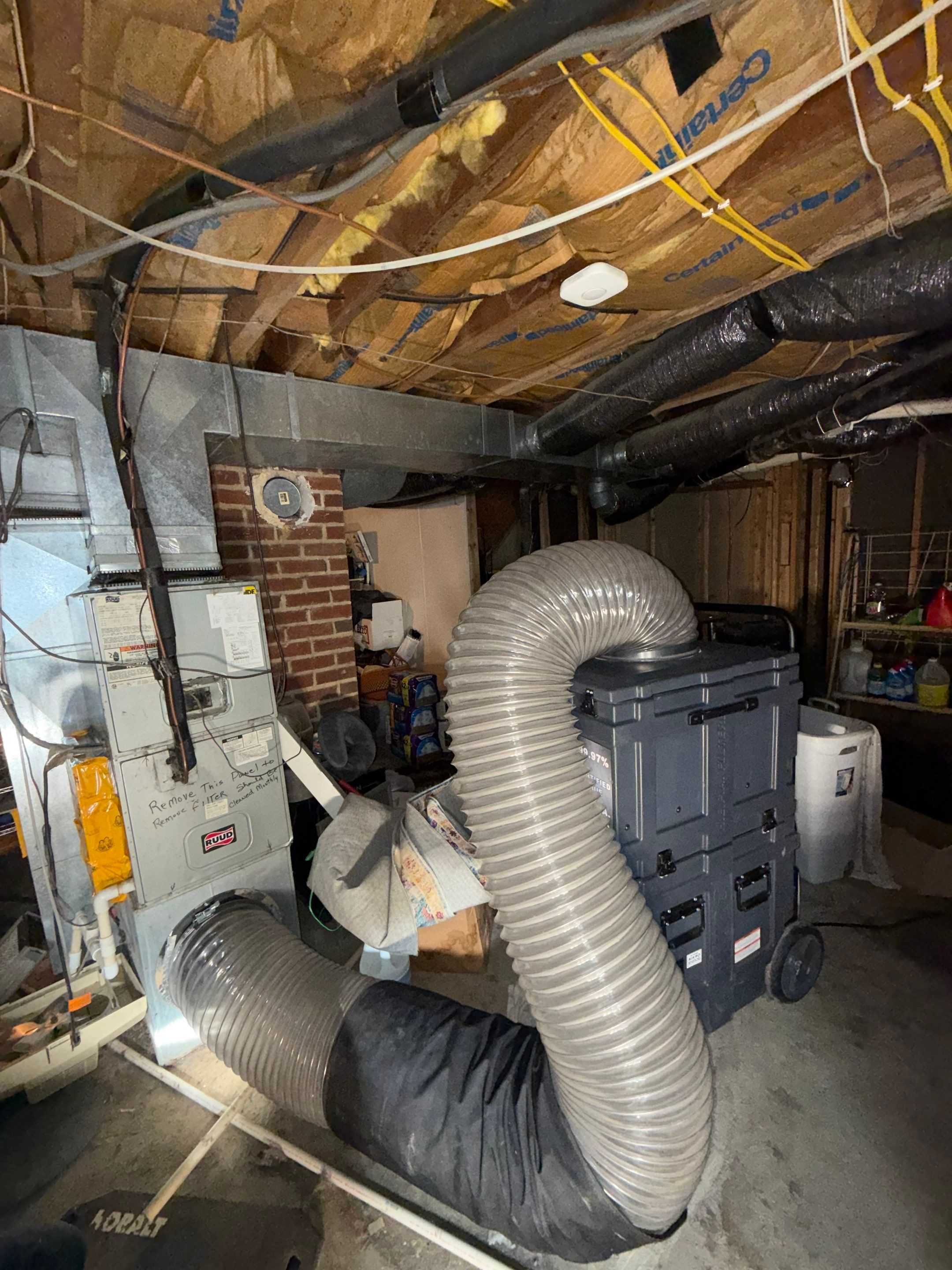 Duct Cleaning in New Market by Elemental Heating and air conditioning LLC