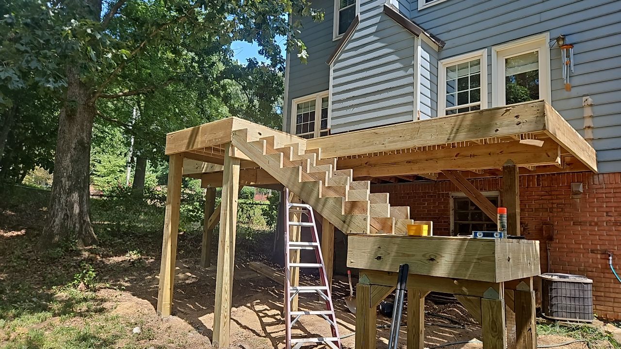 Russet Cove Circle - Deck Installation by Pillar and Pine