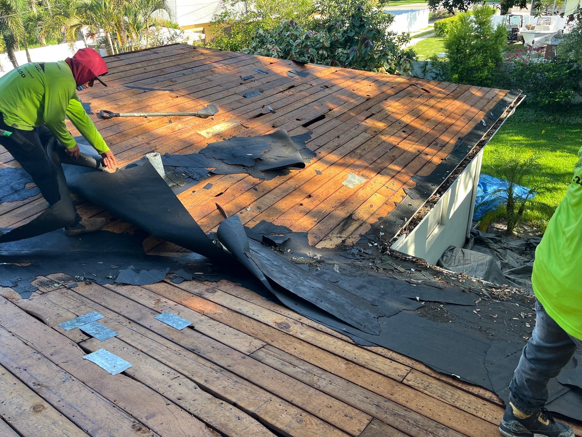 Project in St. Petersburg 33710 by Mitchell Roofing Company LLC 