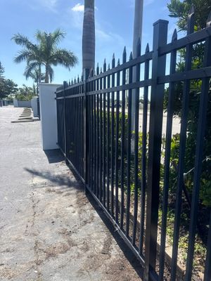 211 63rd Ave W 
