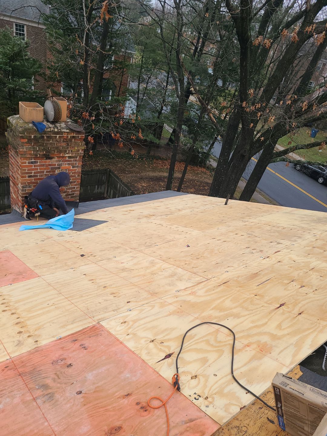 Vienna: Residential Roof Replacement with CertainTeed Landmark Pro in Max Def Weathered Wood by RM Banning, Inc.