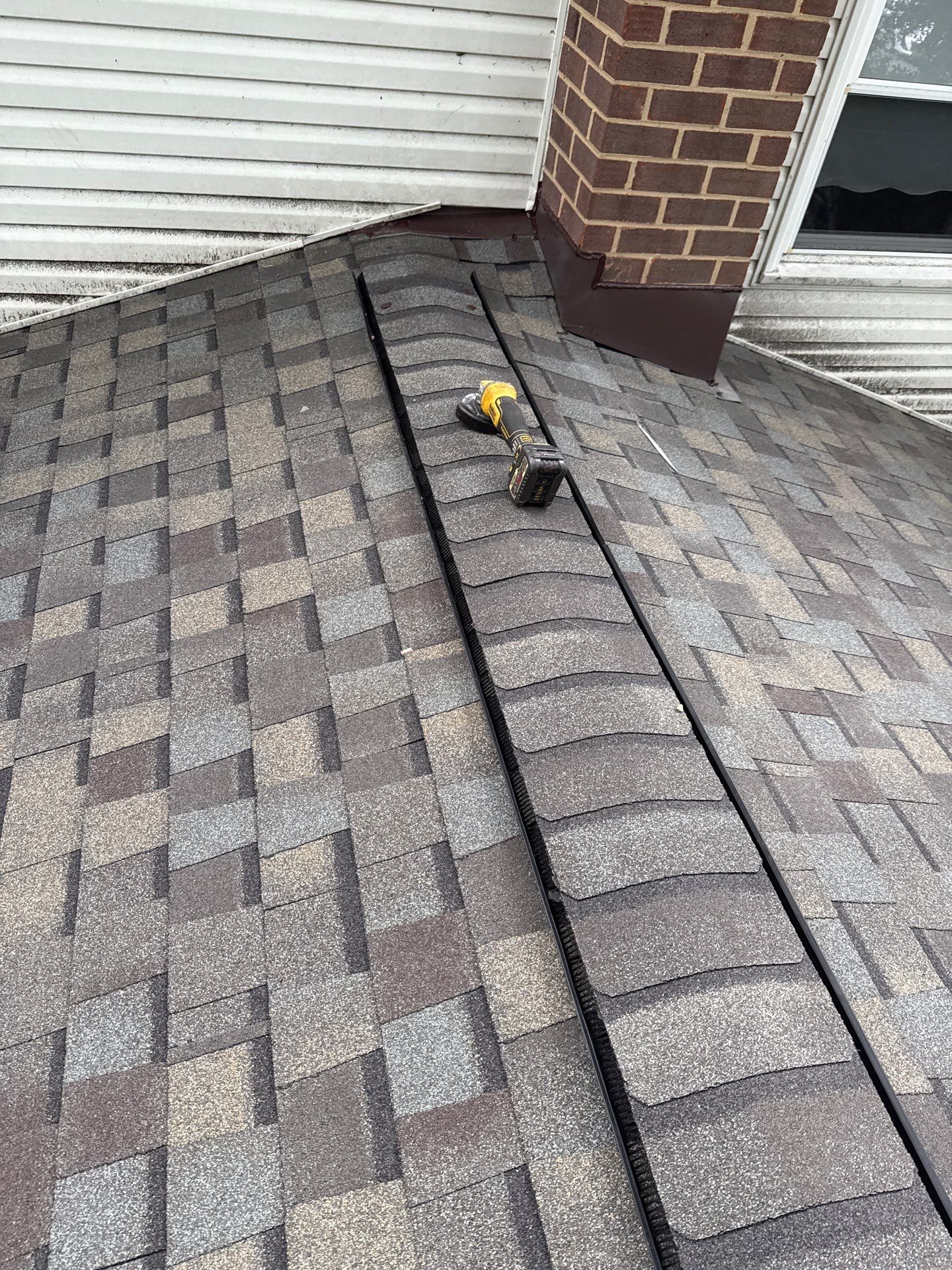 Springfield : Residential Roof Replacement with CertainTeed Landmark Pro in Max Weathered Wood  by RM Banning, Inc.