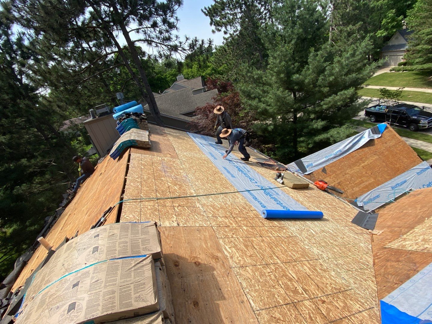 Roof Replacement using CertainTeed Landmark by 180 Contractors