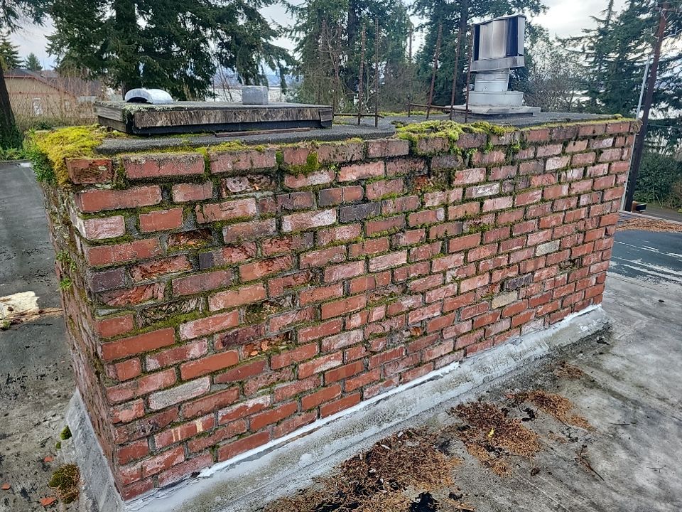 Tulalip Residence Duro-Fleece Re-roof by Alternative Roofing Systems Inc.