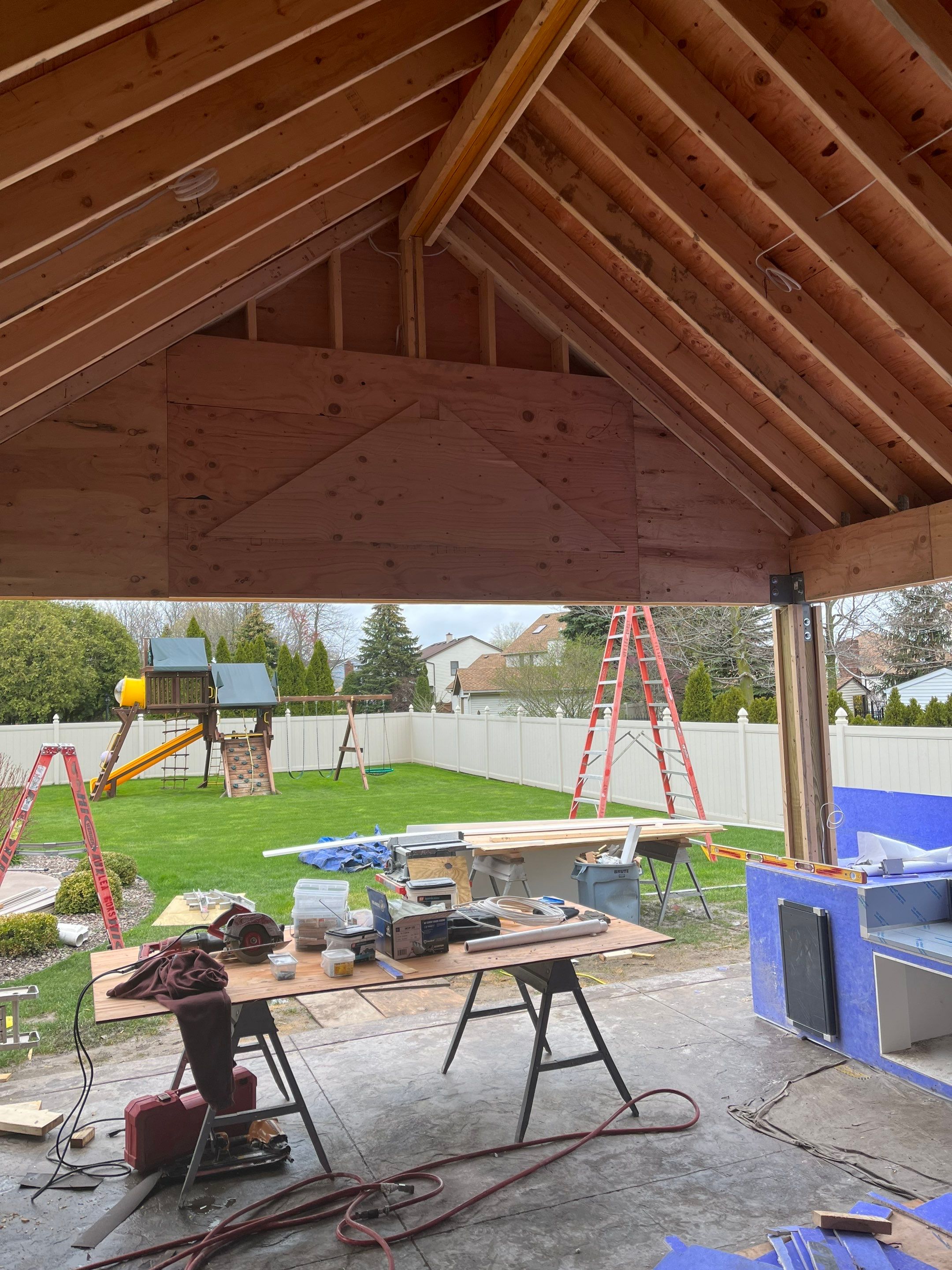 Outdoor Living Addition by Ivy Lea Construction