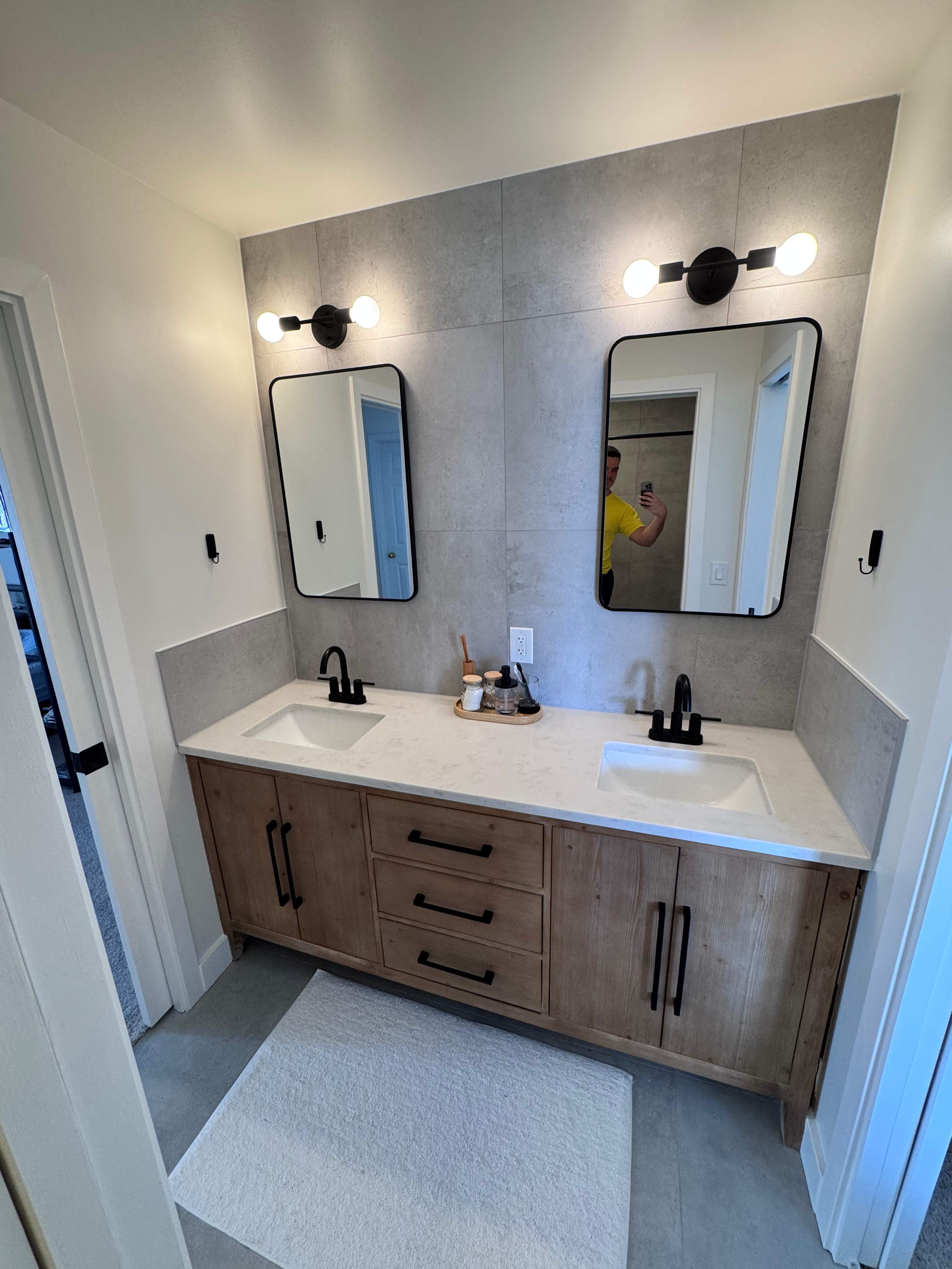 Jack and Jill bathroom renovation by Prudencio