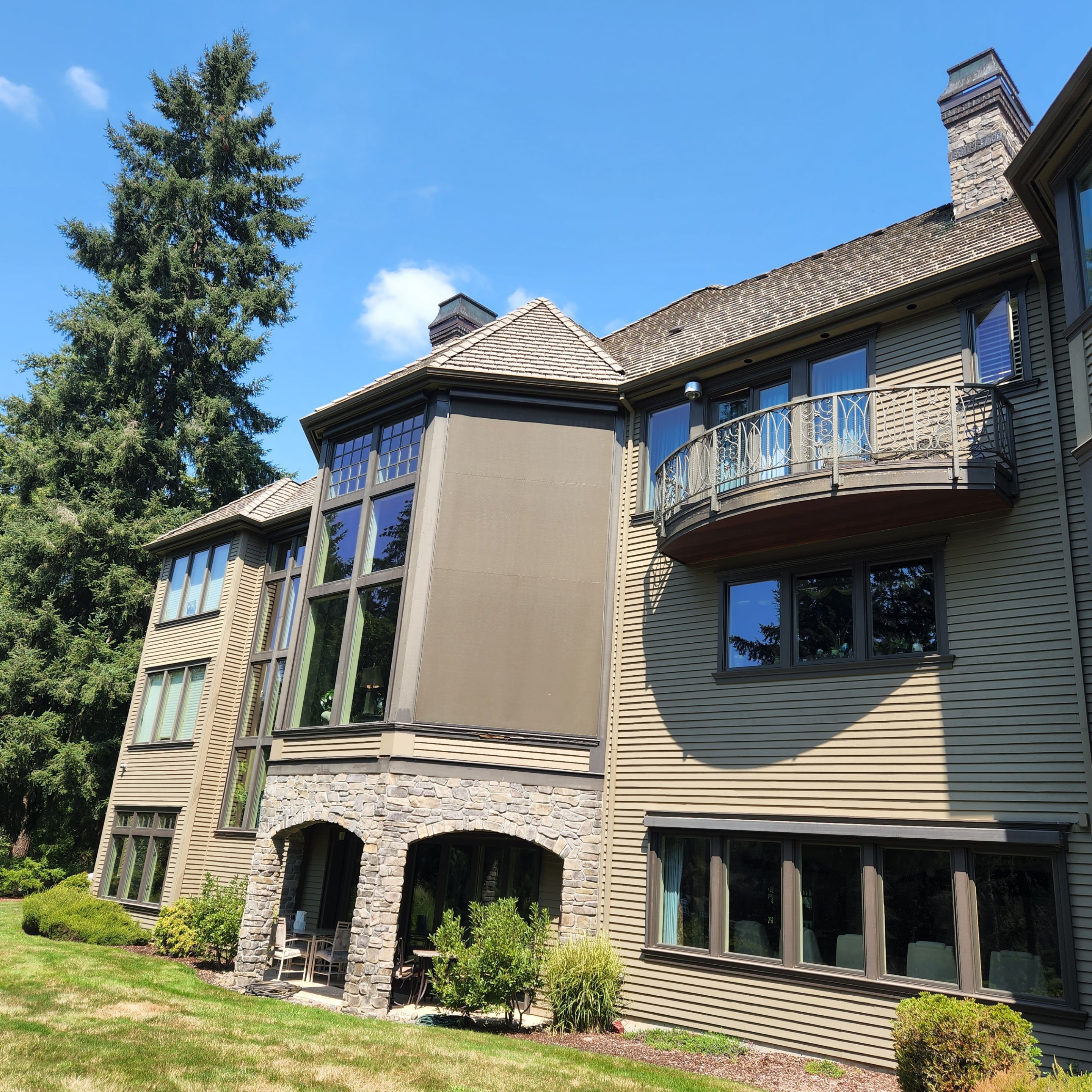 Moss Removal/ Treatment using Biocide by Willamette Outdoor Wash LLC