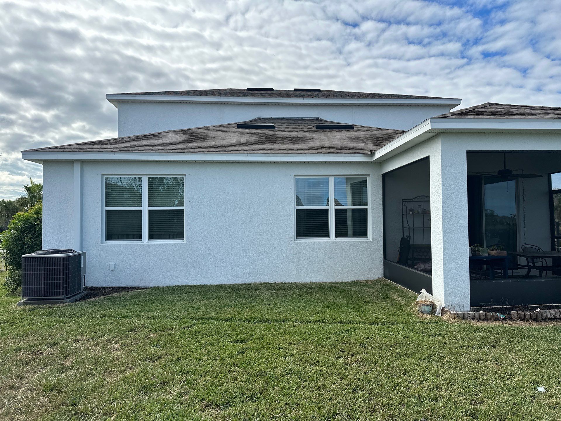 2-Story House Wash & Paver Driveway Cleaning in Trevesta Community, Palmetto, FL | Sunshine AquaWash by Sunshine AquaWash