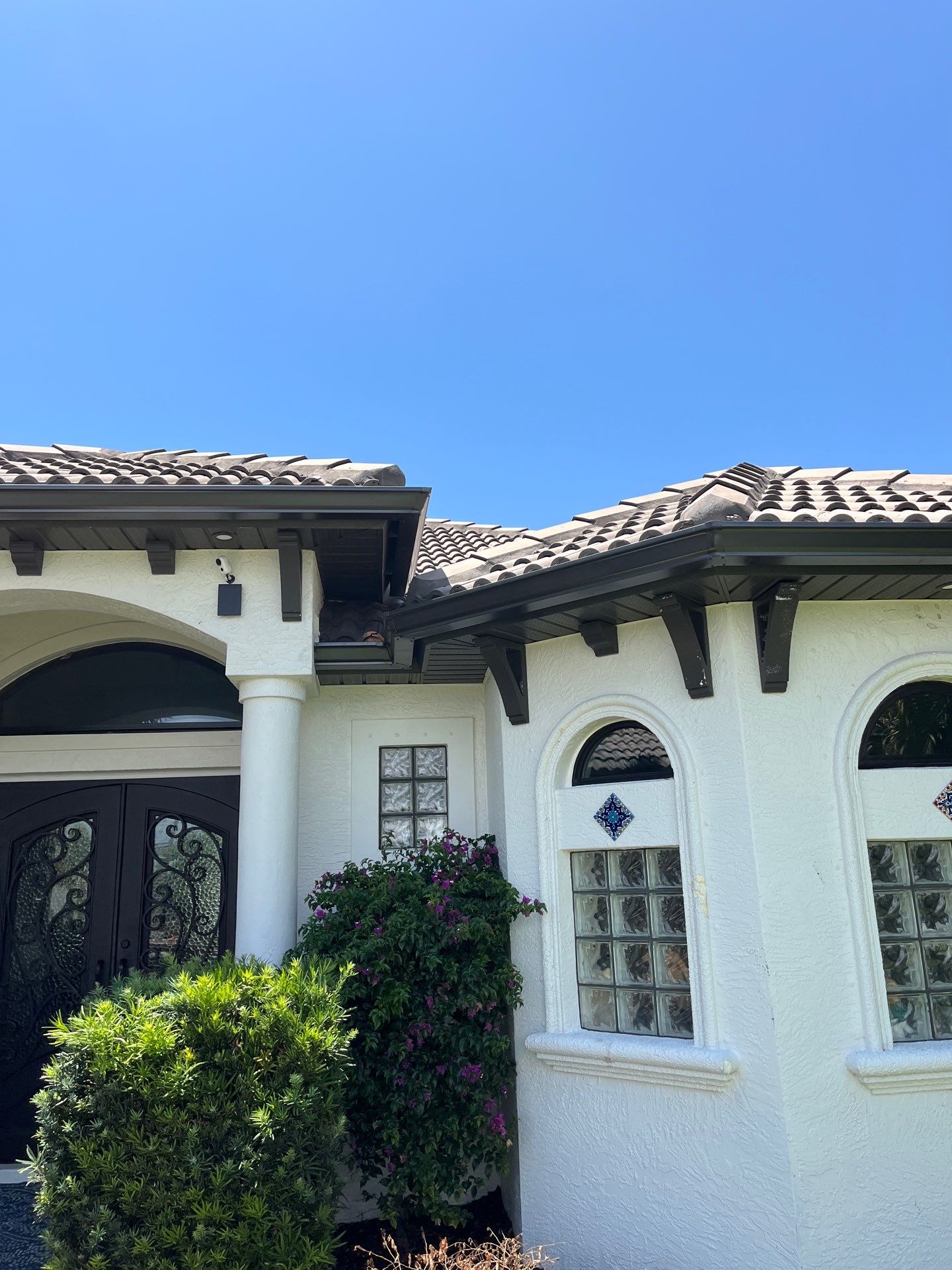 Bronze Gutter Repair and Replacement in Cape Coral FL by Gutter Professors