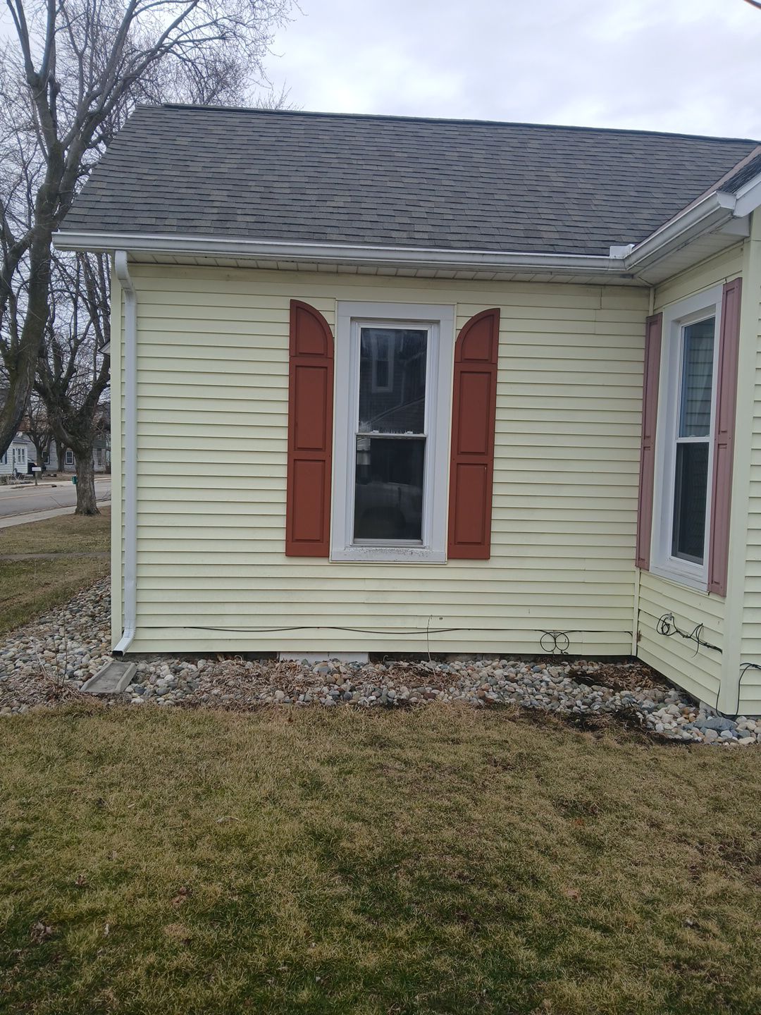 3 Replacement Window Project - Venedocia, Oh 45894 by Window World Of Fort Wayne