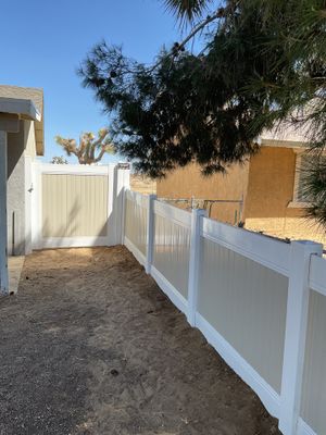 Fence Installation using Vinyl