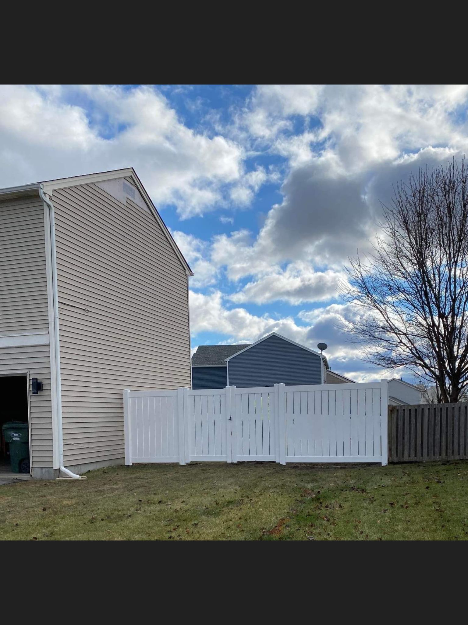 Fence Installation using Semi Privacy Vinyl  by Map Quality Fencing & Decks