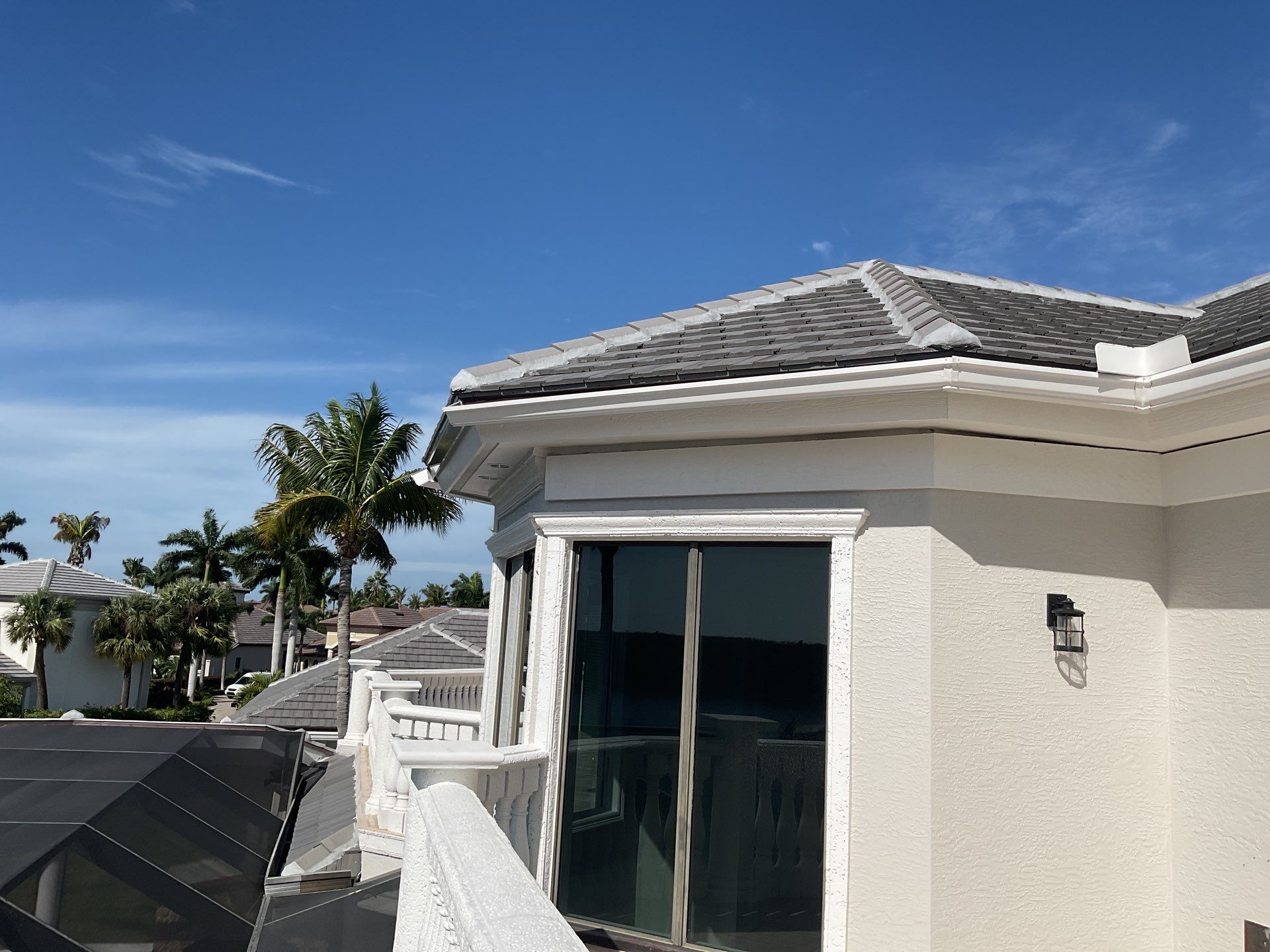 7-Inch Seamless Gutters for Heavy Rainfall in Cape Coral FL by Gutter Professors