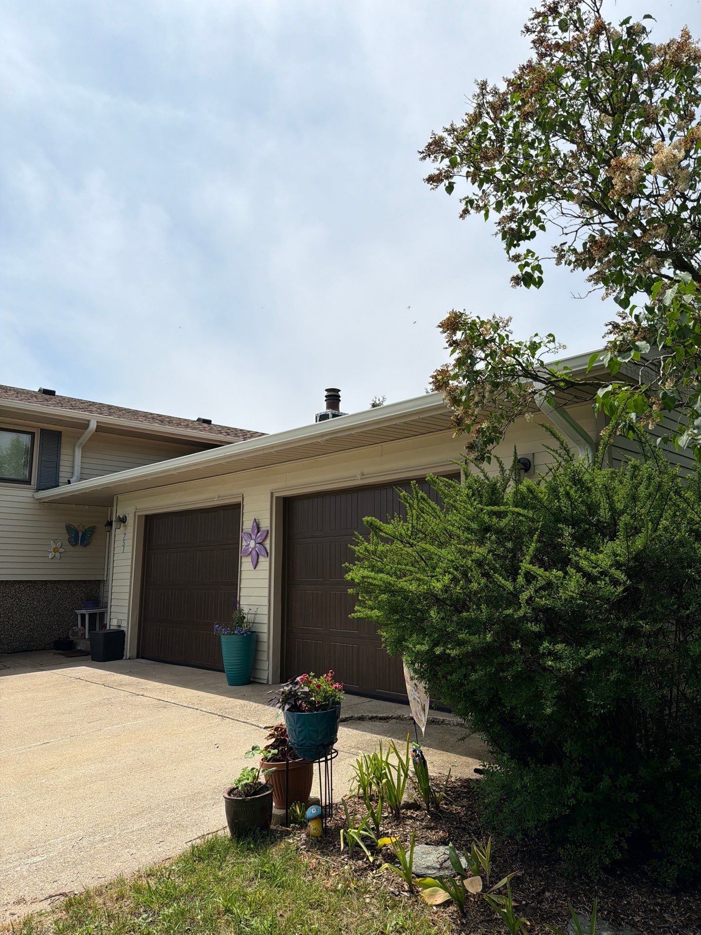 Residential Gutter and Downspout Installation in Petoskey by Rainbow Seamless Systems