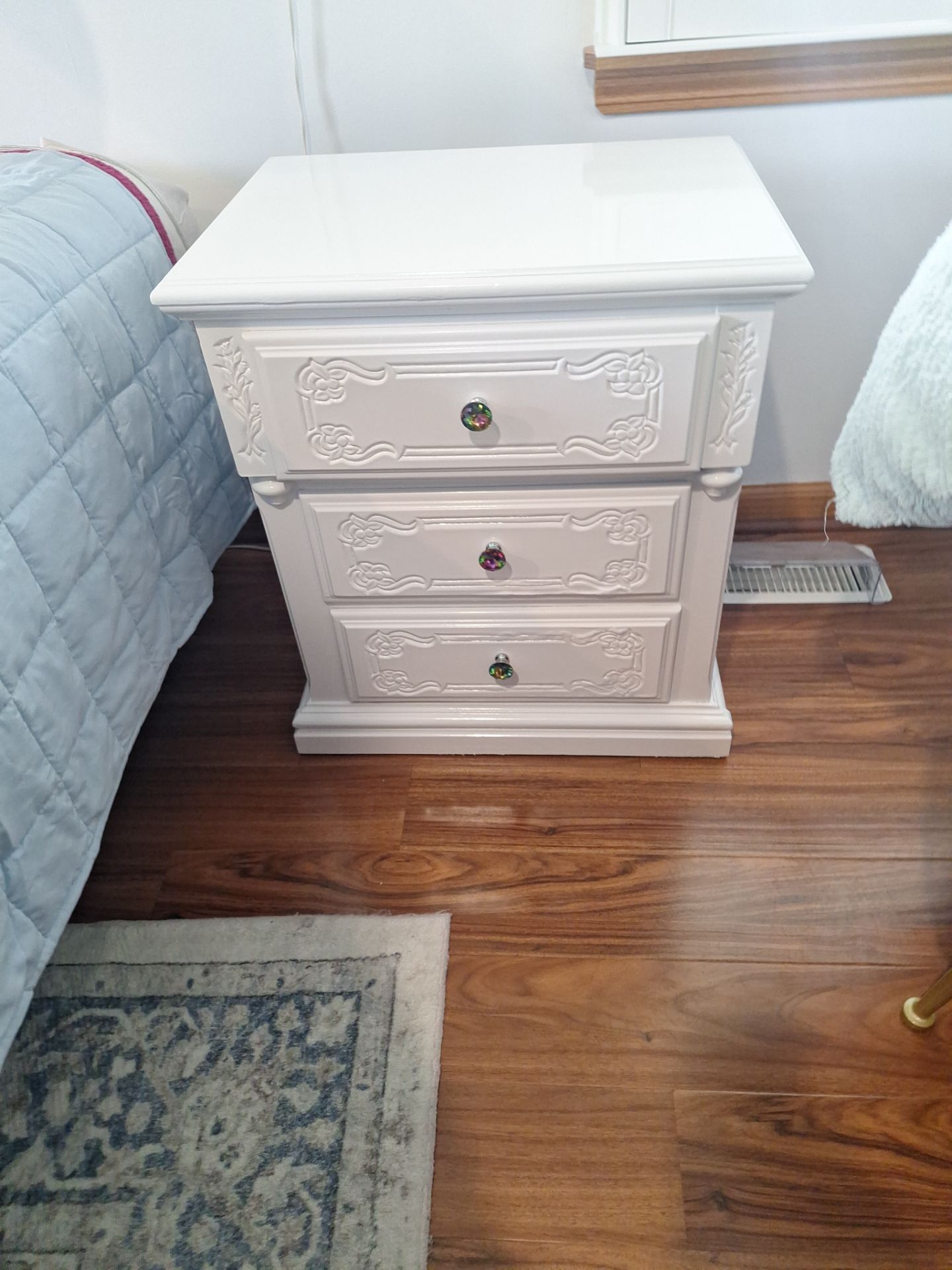 Repaint bedroom furniture, Pergola, and doors. Stain decking by Gordon Painting