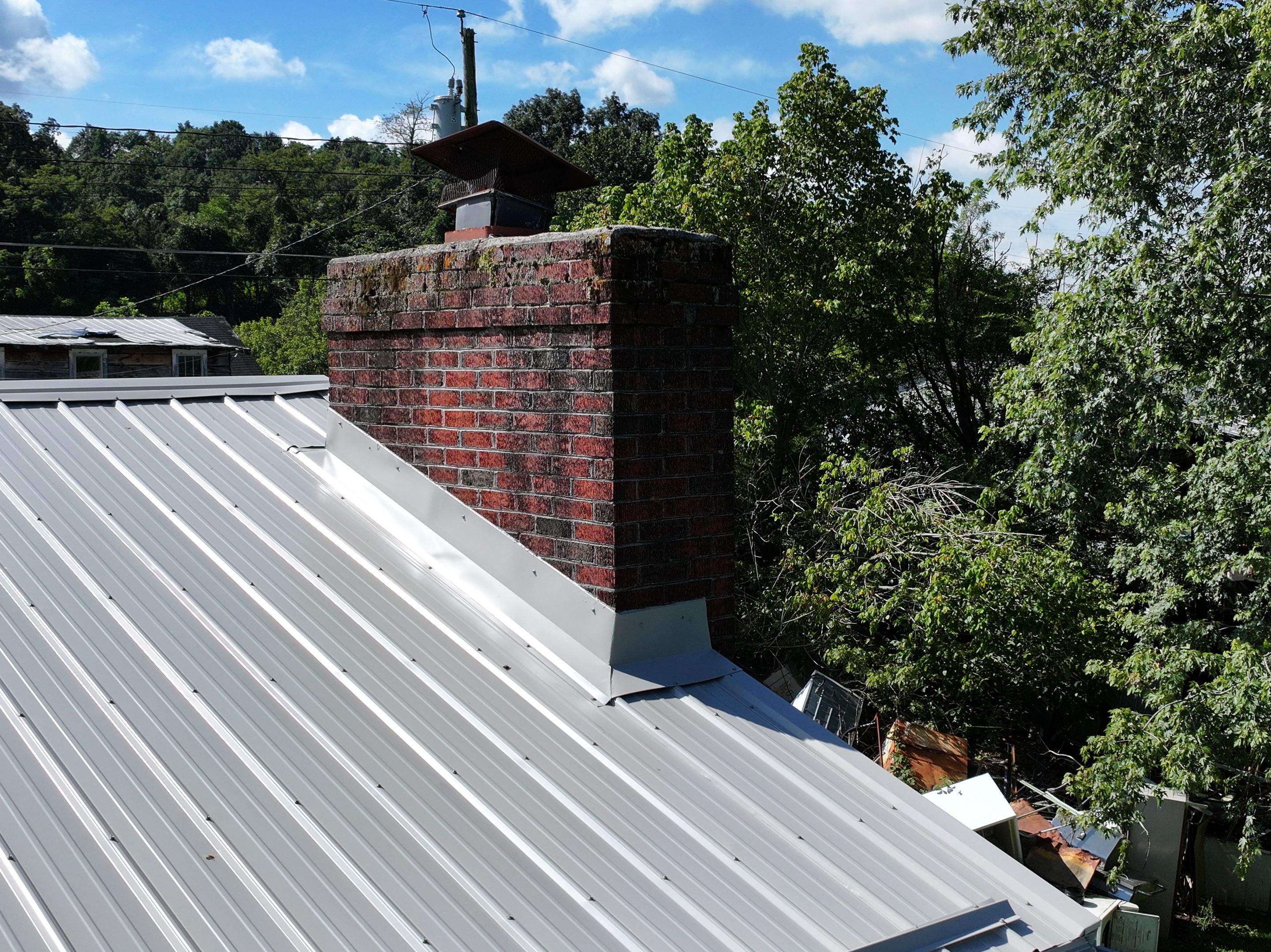 Kyte Residence by Omnia Roofing