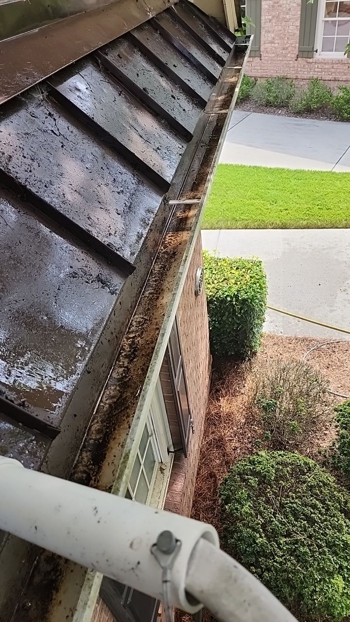 House Wash using cleaner by Power Wash Masters LLC