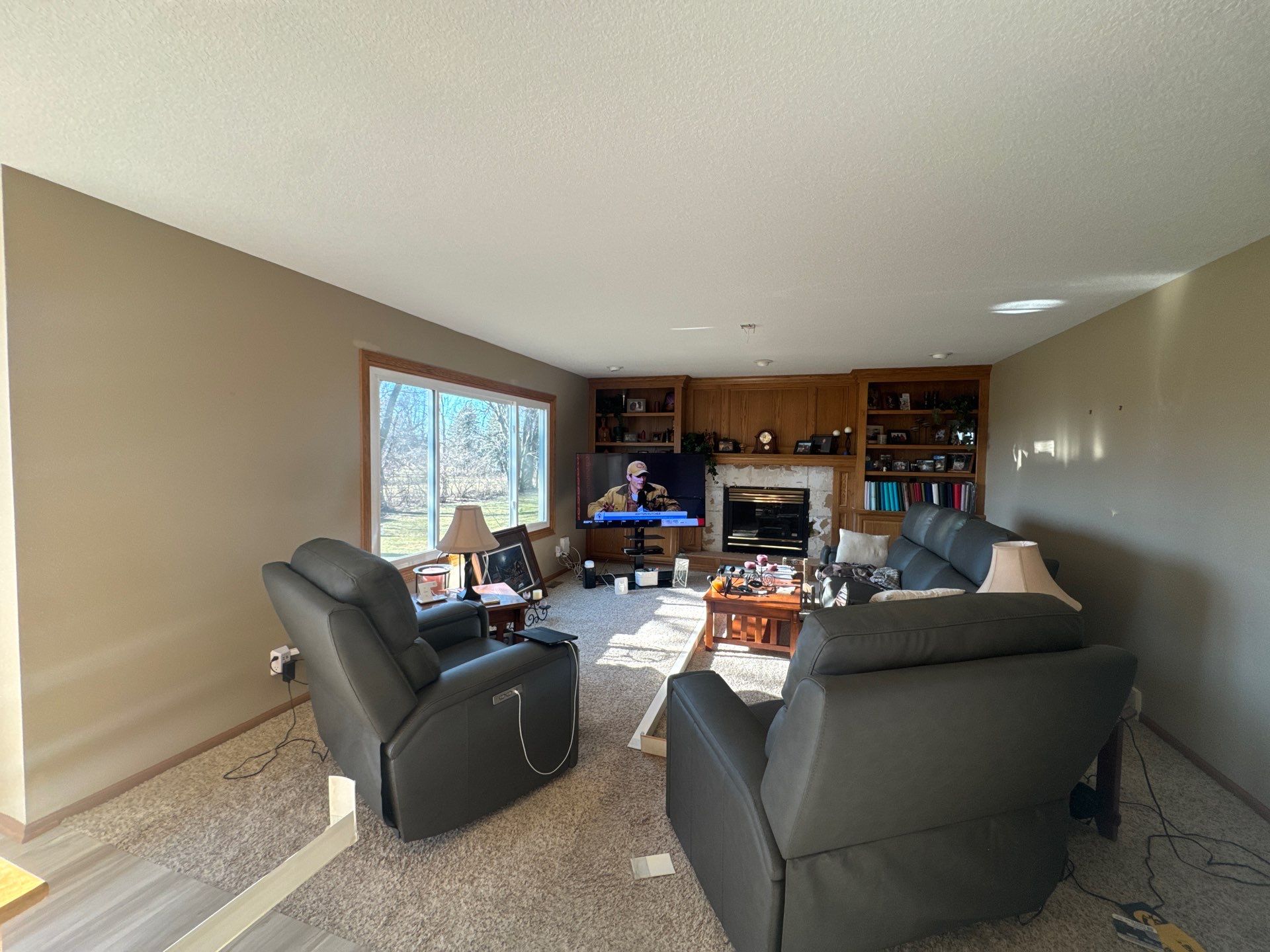 Ankeny Residential Interior | SW Duration in Natural Linen, Velvet Antler Accents & Clary Sage Bath with ProMar Flat White Ceilings by Midwest Paint LLC