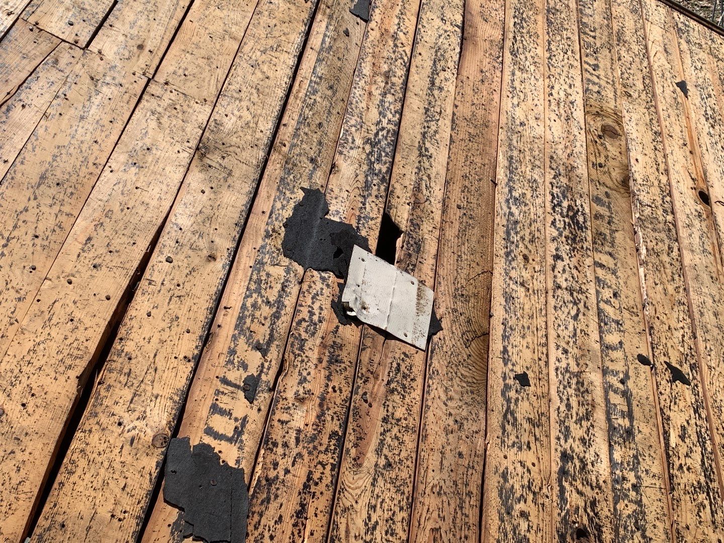 Residential Roofing Installation using 29 gauge metal by Hostetler Roofing