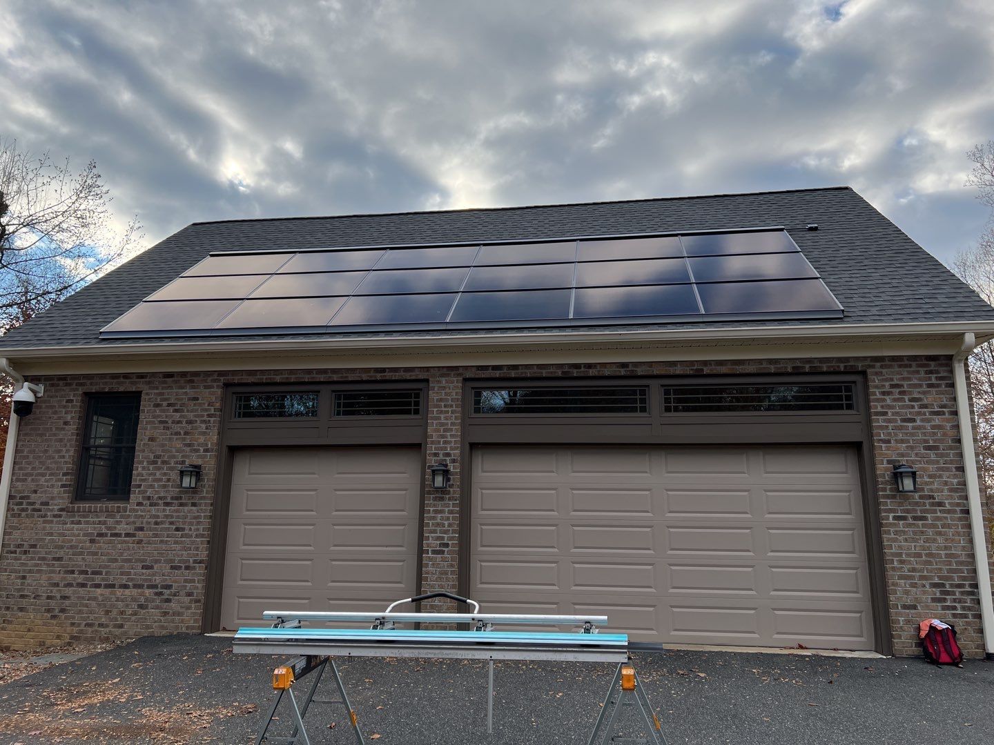 Solar Roof using GAF Decotech integrated panels by American Home Contractors