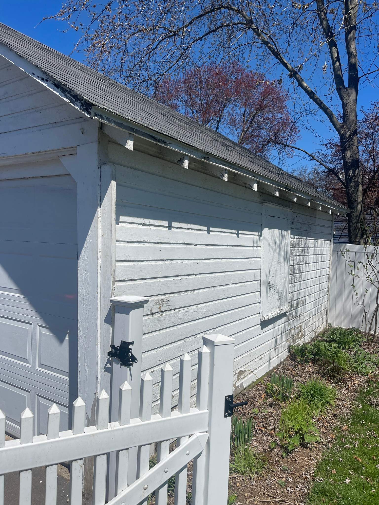 Siding Installation using CertainTeed Mainstreet Vinyl Siding - Savannah Wicker by A Plus Exterior