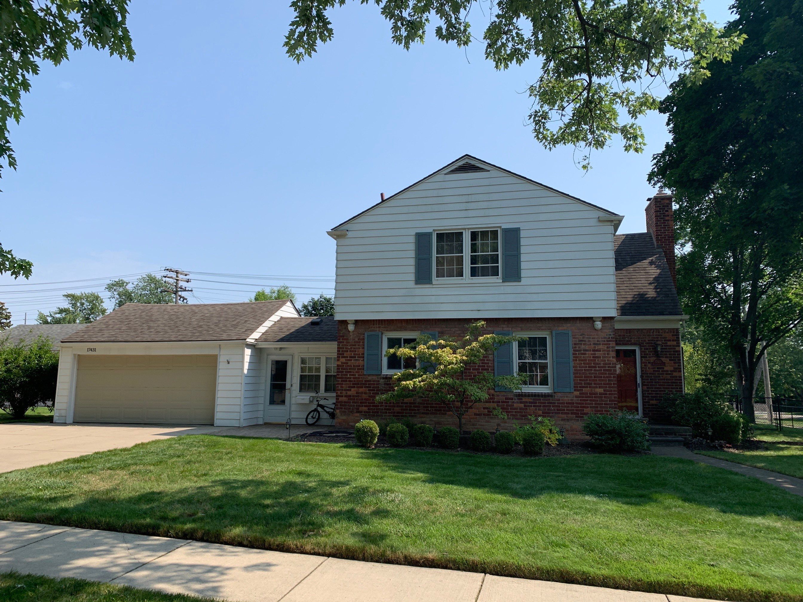 Siding Replacement - Private Residence by Bloomfield Construction & Restoration