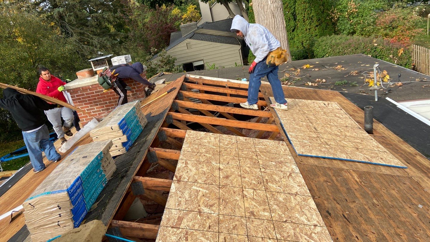Roof Replacement using CertainTeed Landmark by 180 Contractors