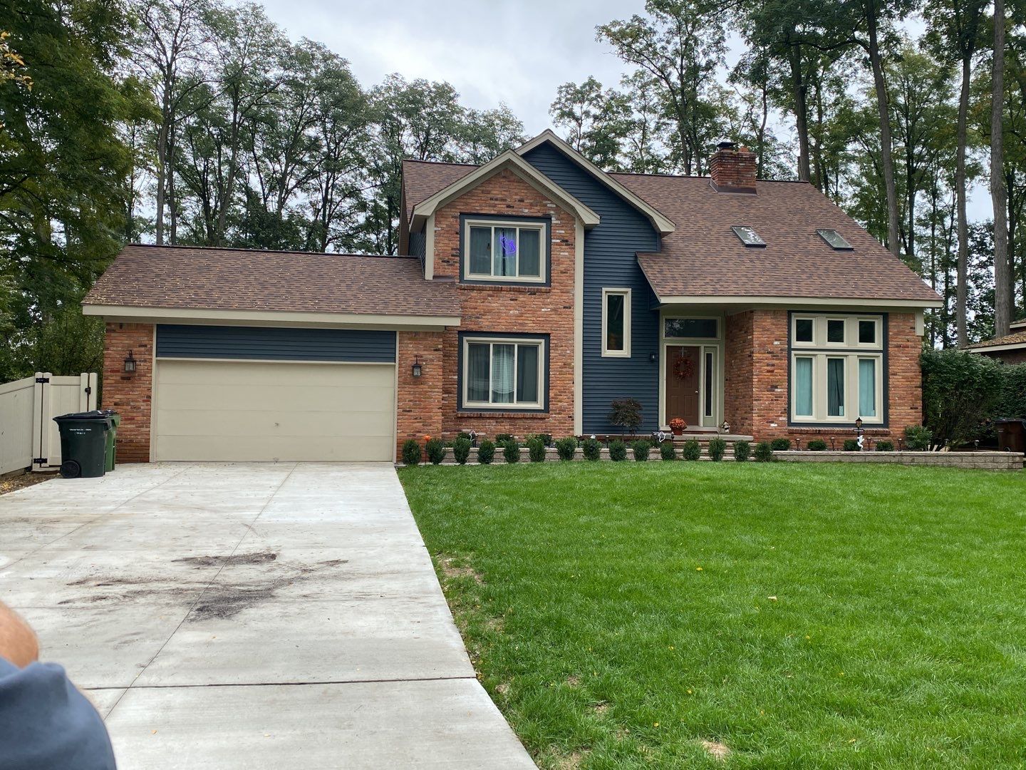 Siding Replacement using CertainTeed Restoration Classic D5 by 180 Contractors