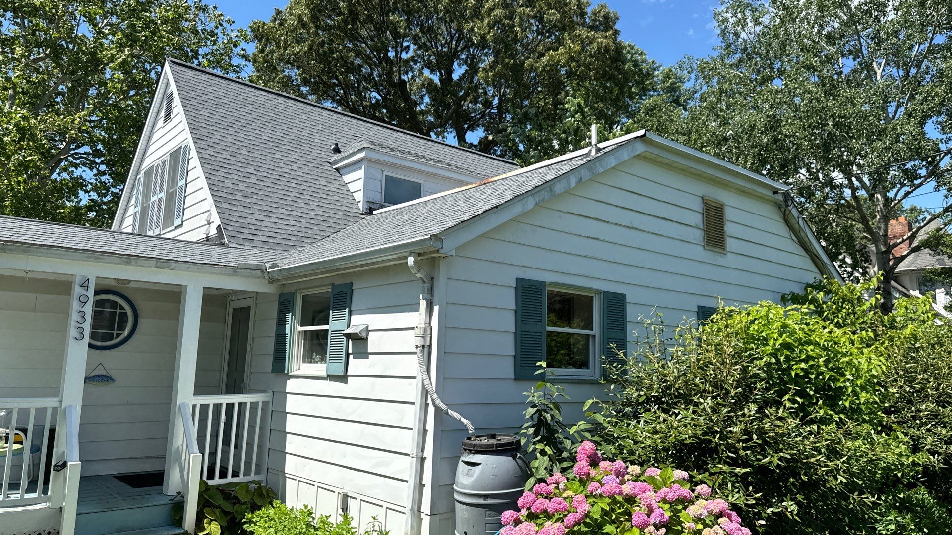 Siding Installation using JH Batten Smooth, JH Smooth Plank STMT, and JH Panel Smooth by ExteriorPros