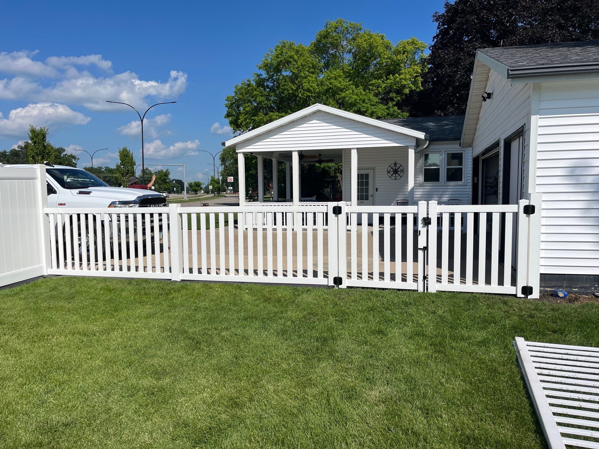 White Vinyl Privacy and Picket Fence Installation in Waterloo by Perfect Picket Fence and Stain