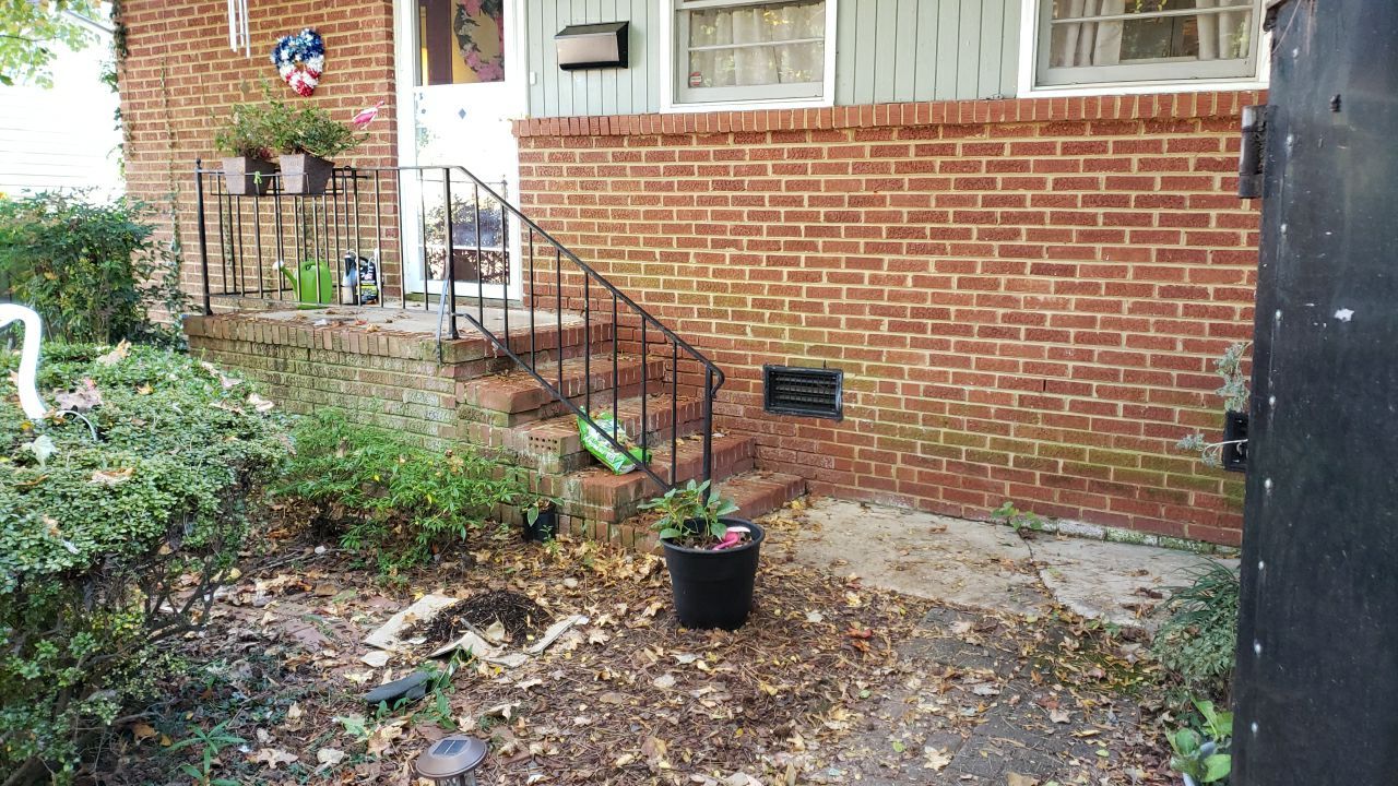 House Wash using cleaner by Power Wash Masters LLC