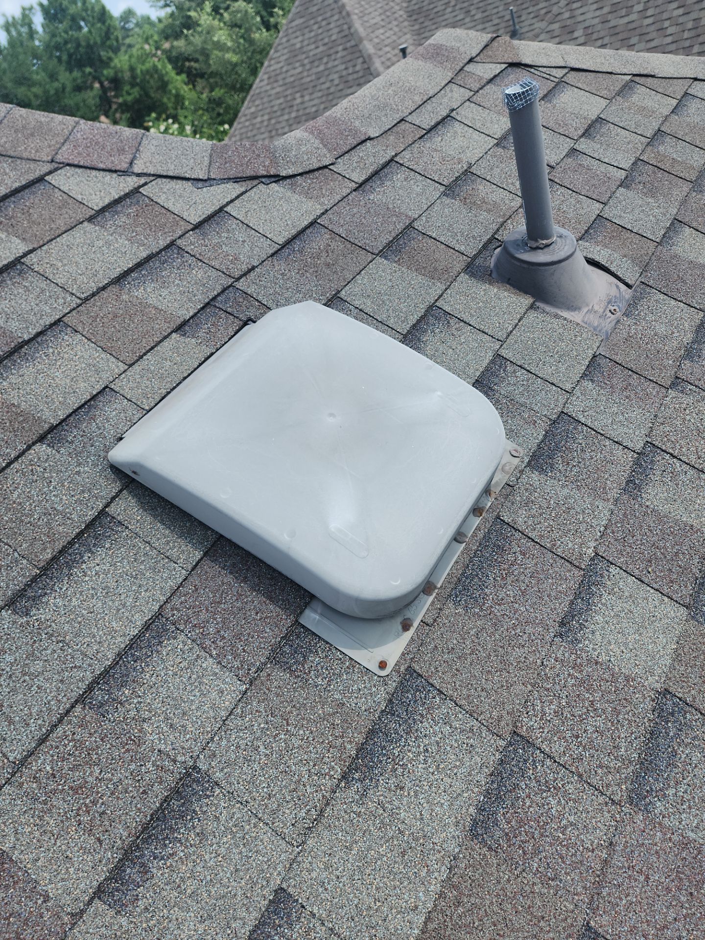 Hail Damage using Owen's Corning Duration (Lifetime) Shingles by Roof Repair Company