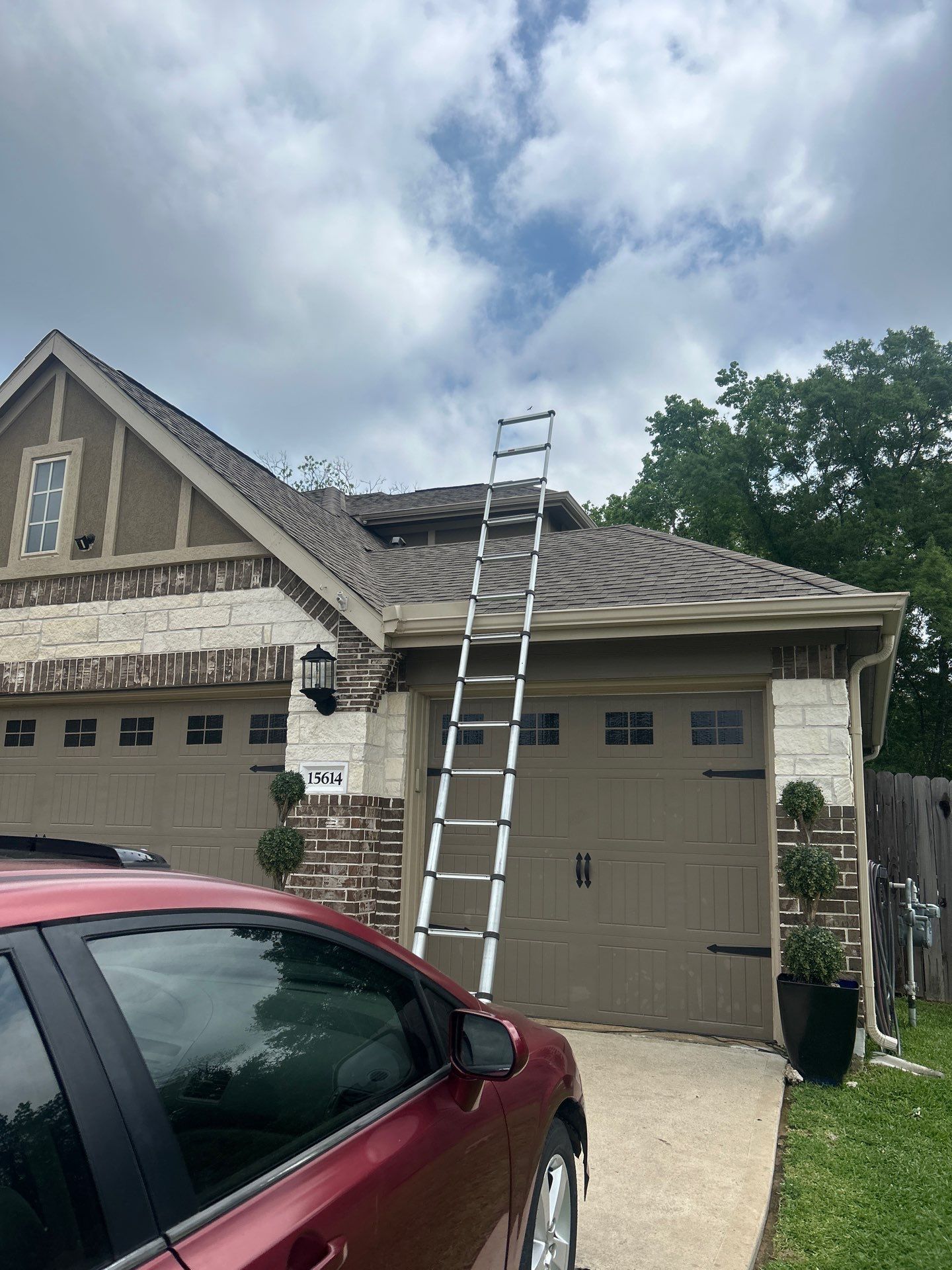 Residential Roofing Installation using Owen's Corning Duration (Lifetime) Shingles by Roof Repair Company