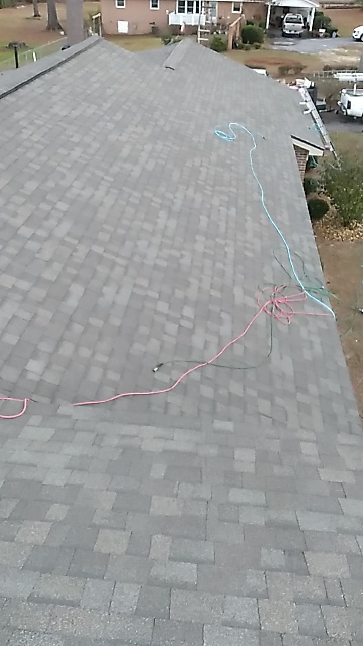 Residential Roofing Installation using Owens Corning Oakridge- Williamsburg Gray by Indigo State Roofing
