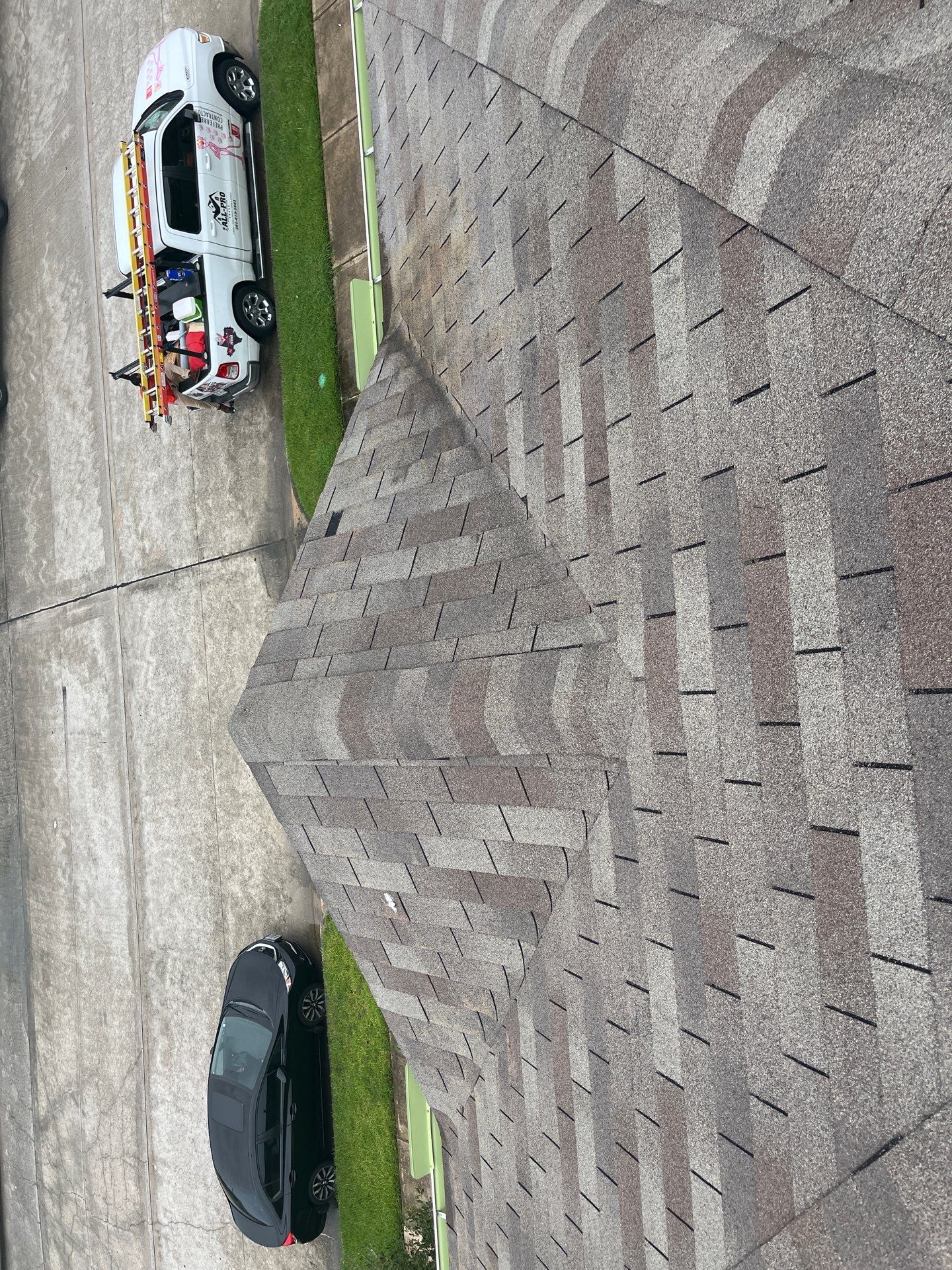Hail Damage using Owen's Corning Duration (Lifetime) Shingles by Roof Repair Company