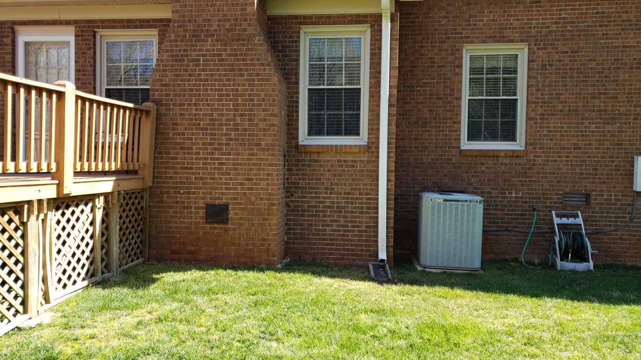 House Wash using cleaner by Power Wash Masters LLC